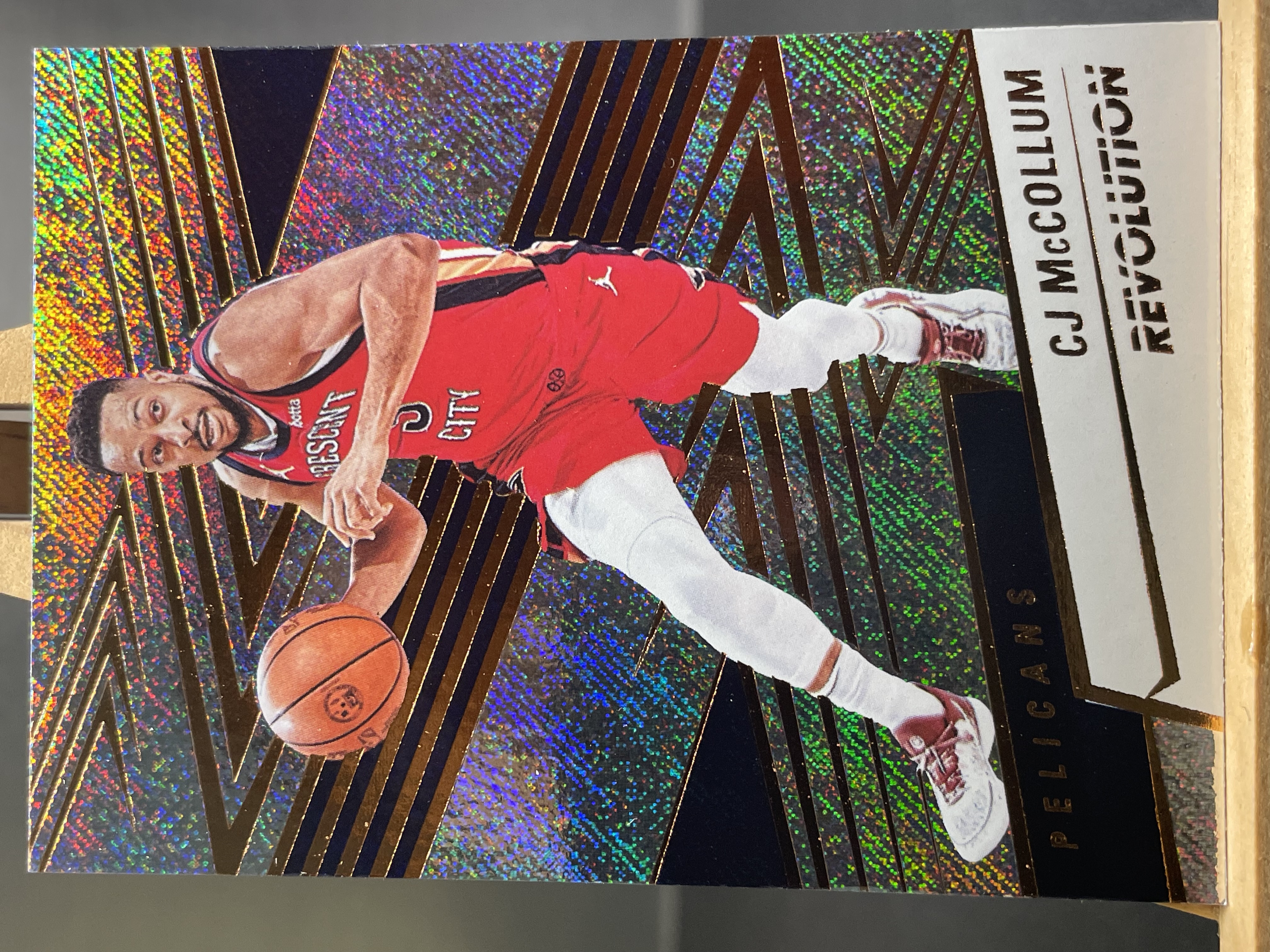 (A2) 2024-25 PANINI 革命系列 折射 CJ 麦科勒姆  鹈鹕 实卡好看 收藏凑套必备 卡品如图 ！！！