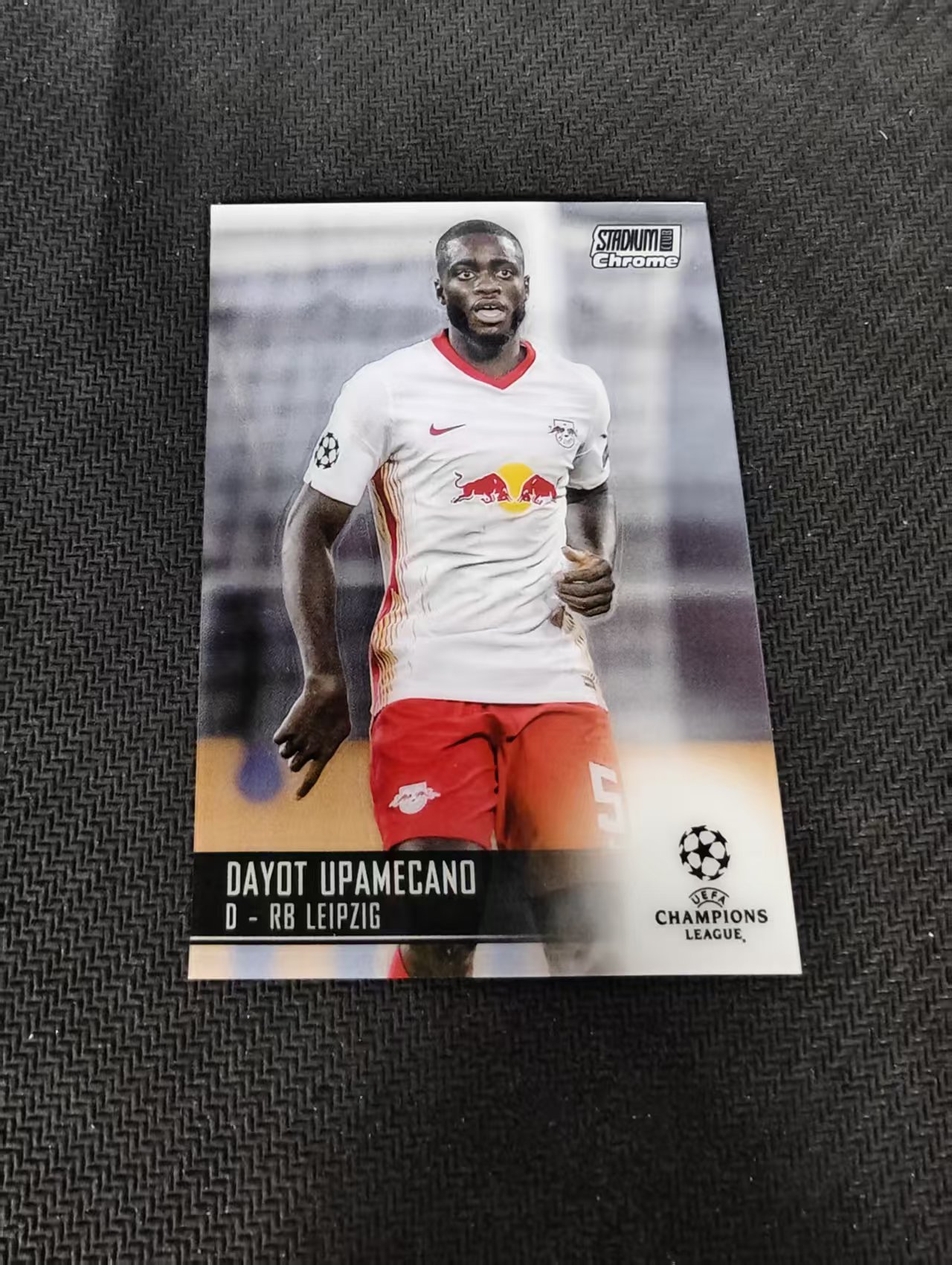 【可合并,不累计】2021 Topps Stadium Club Chrome Dayot Upamecano 于帕梅卡诺 莱比锡 竞技场 欧冠 划痕 边角瑕疵 #51