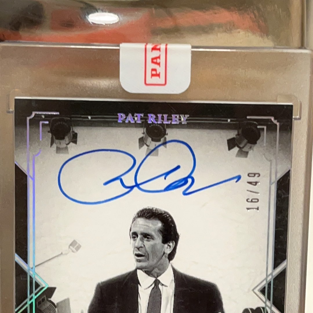 2024-25 Panini Noir Pat Riley 帕特 莱利 诺尔 签字 卡签 墨迹完美 49编 湖人名宿 教练 实物精美 稀有卡 原封砖 如图