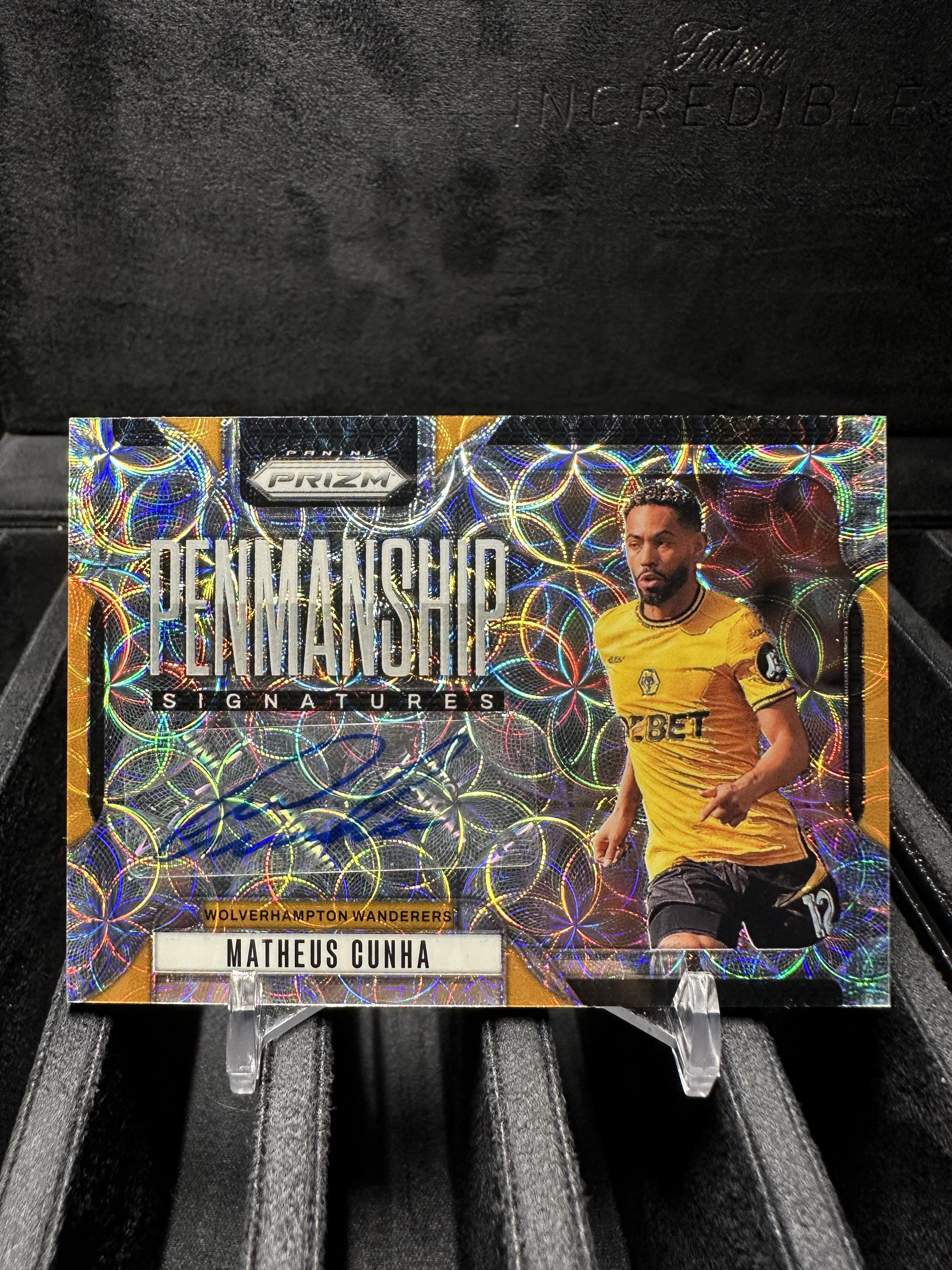 2025 Panini Prizm Matheus Cunha 库尼亚 签字 书法签完美签 猝死独占圈圈折 英超狼队核心已转会曼联 末年pz收藏价值高 折射天花板卡品如图 身价飞涨 红魔收藏