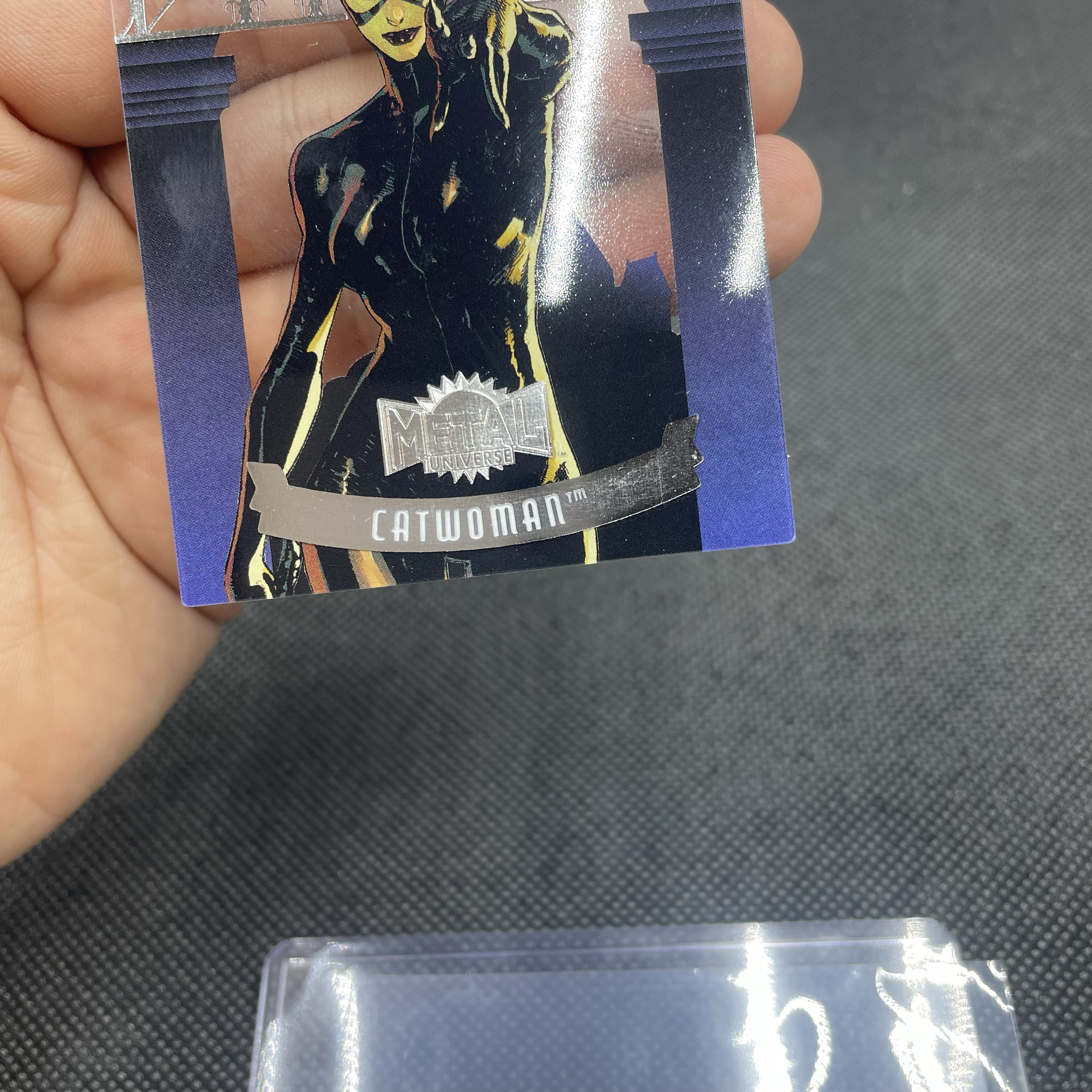 2025 SkyBox Marvel(MCU) Metal Universe 【无界代卖】Catwoman DC 蝙蝠侠 金属宇宙 猫女 胶片特卡 异形切割 SP 品如图 不累计 大鱼