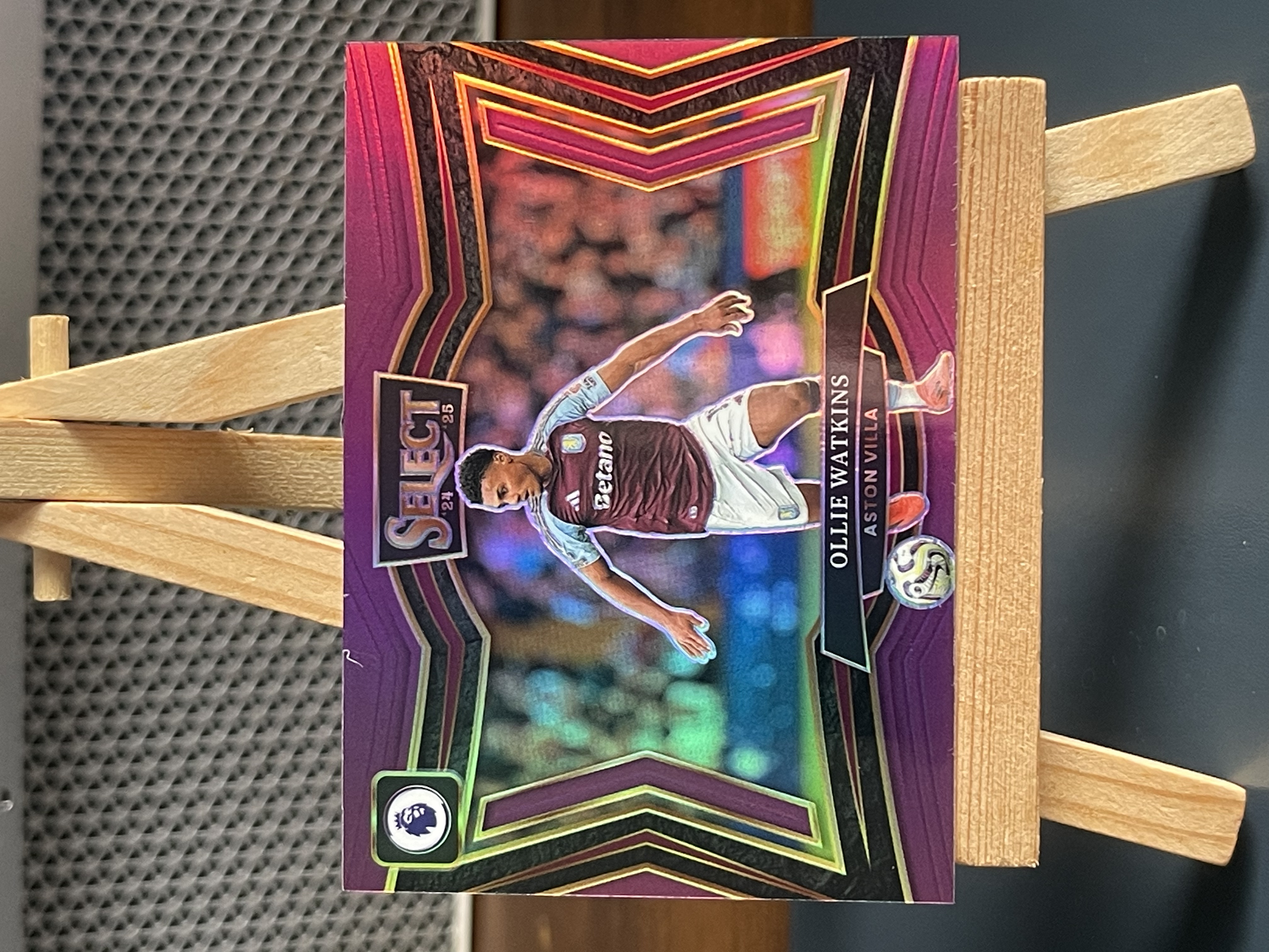 2024-25 Panini Select Premier League Ollie Watkins 英超 阿斯顿维拉 沃特金斯 086/140编 紫折 三级 卡品如图 值得收藏 不累计!