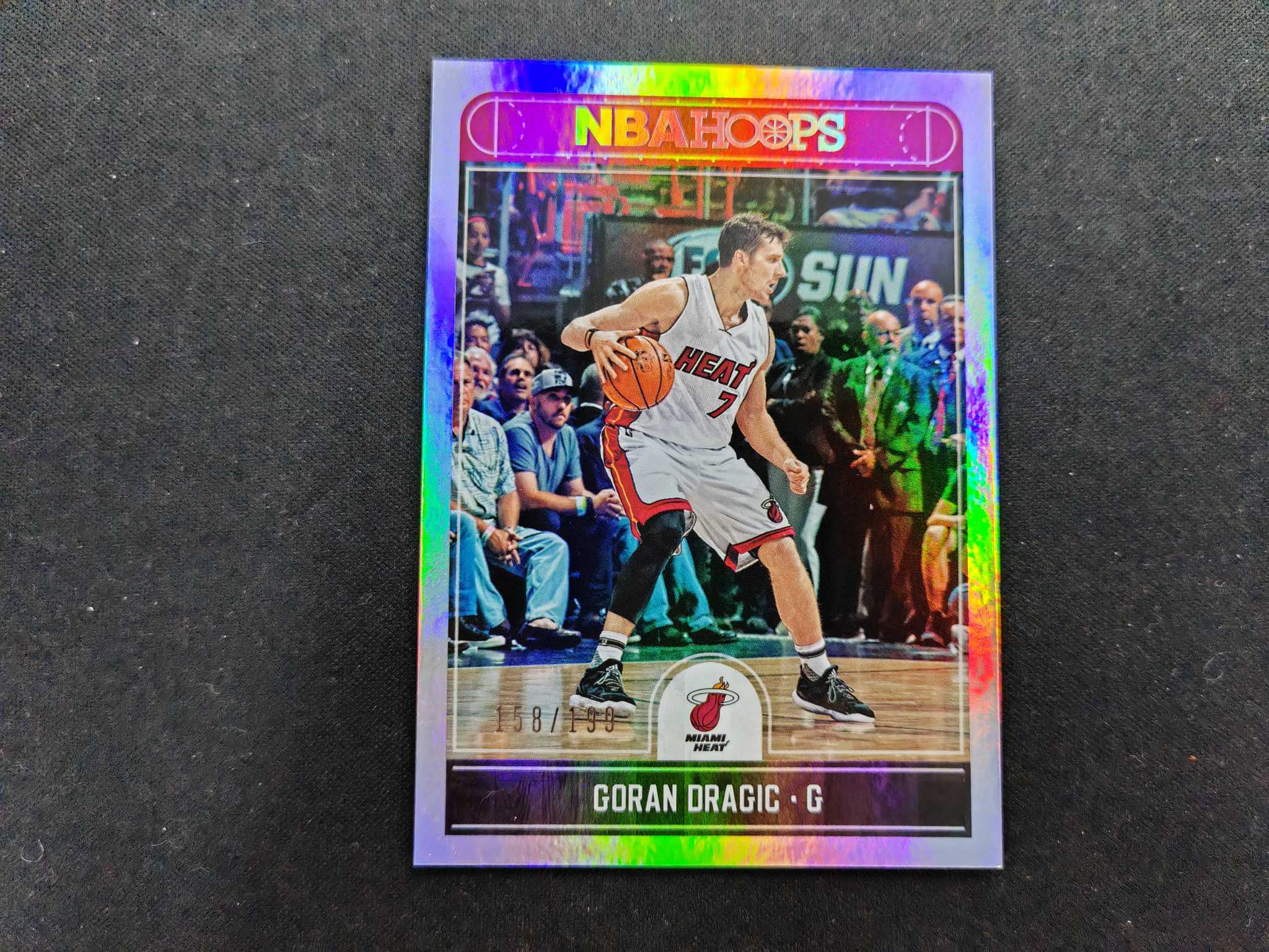 2017-18 Panini NBA Hoops Goran Dragic SC球星卡 热火 德拉季奇 银折 199编 卡品如图收藏必备（波妞） 卡淘