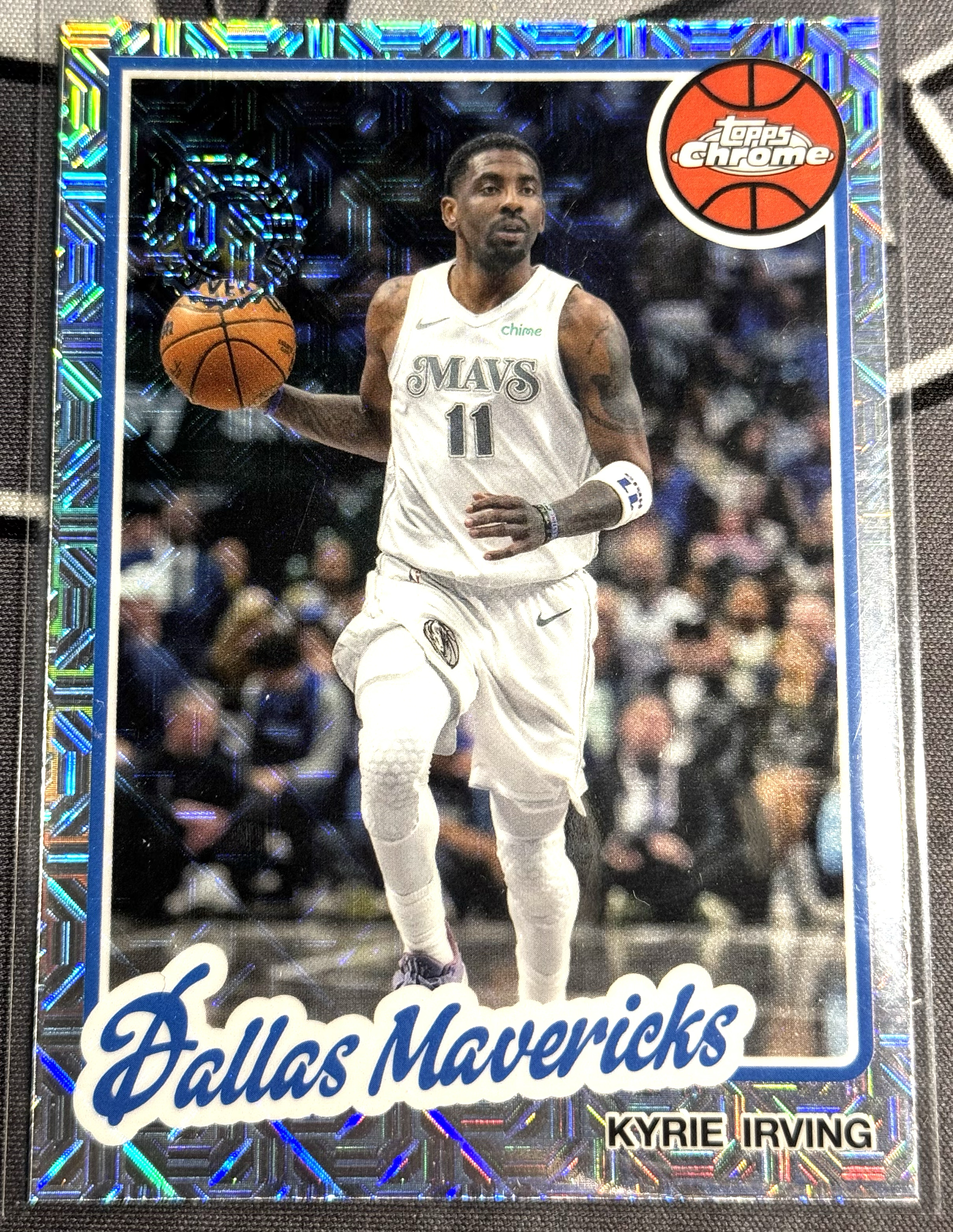 2025 Topps Flagship Kyrie Irving Topps Chrome 篮球 旗舰 凯里 欧文 欧神仙 达拉斯 独行侠 45周年 复古 特卡 mojo折 卡品不保 瑕疵如图 XW