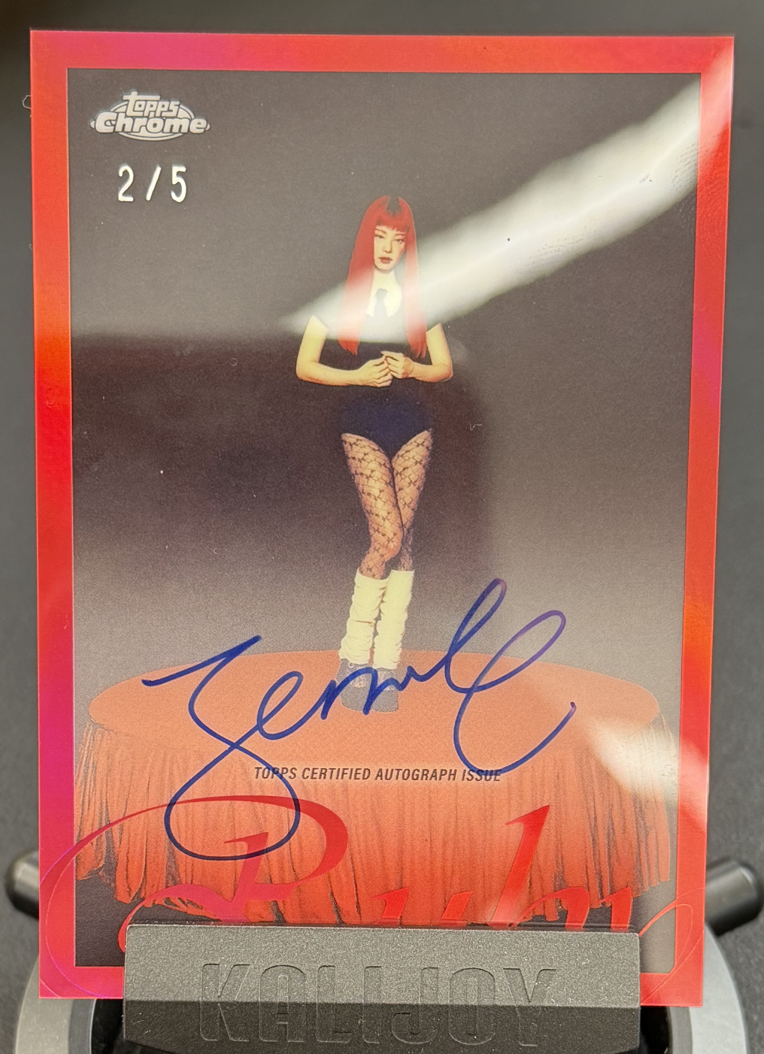 2026 Topps Chrome TC Jennie联名收藏卡 Jennie 金珍妮 韩团 世界顶级女Solo Blackpink 2/5编 红折 签字 卡签 全网首张 顶级收藏 卡品如图
