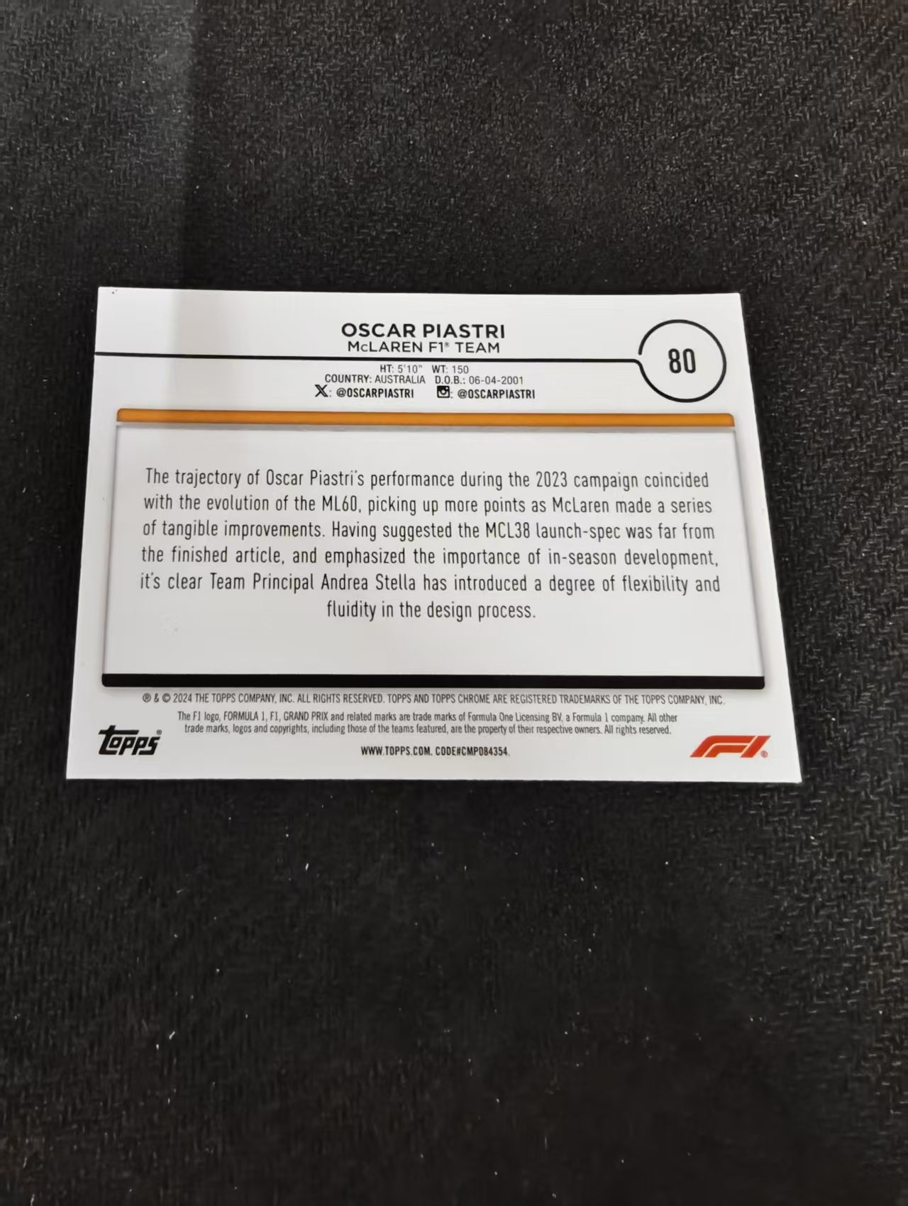 2024 Topps Chrome F1 Oscar Piastri 方程式赛车 奥斯卡 皮亚斯特里 迈凯伦车队 划痕 边角瑕疵 #80