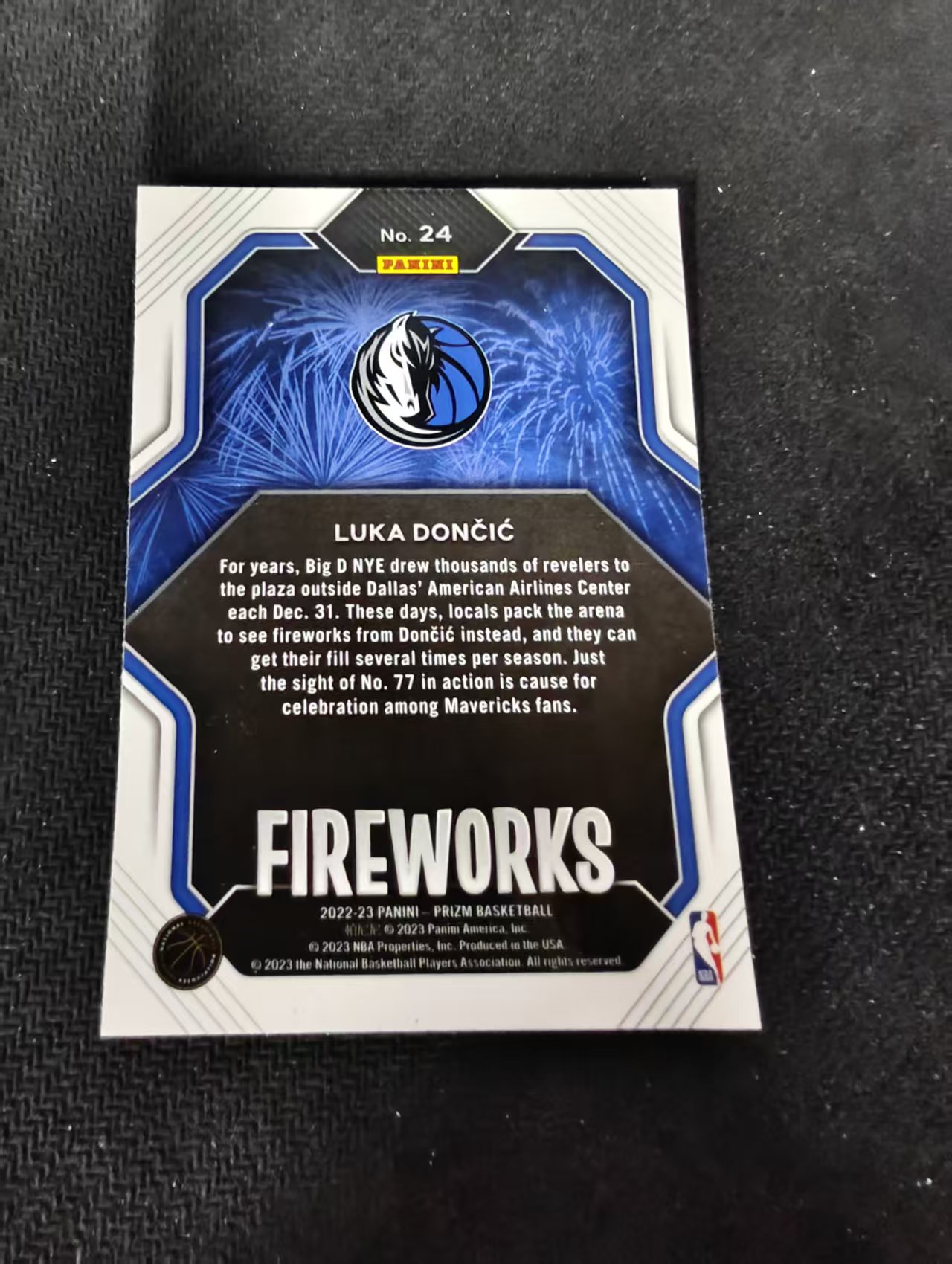【可合并,不累计】2022-23 Panini Prizm Luka Doncic 独行侠 卢卡 东契奇 烟花特卡 PZ 不保卡品 介意勿拍 #24