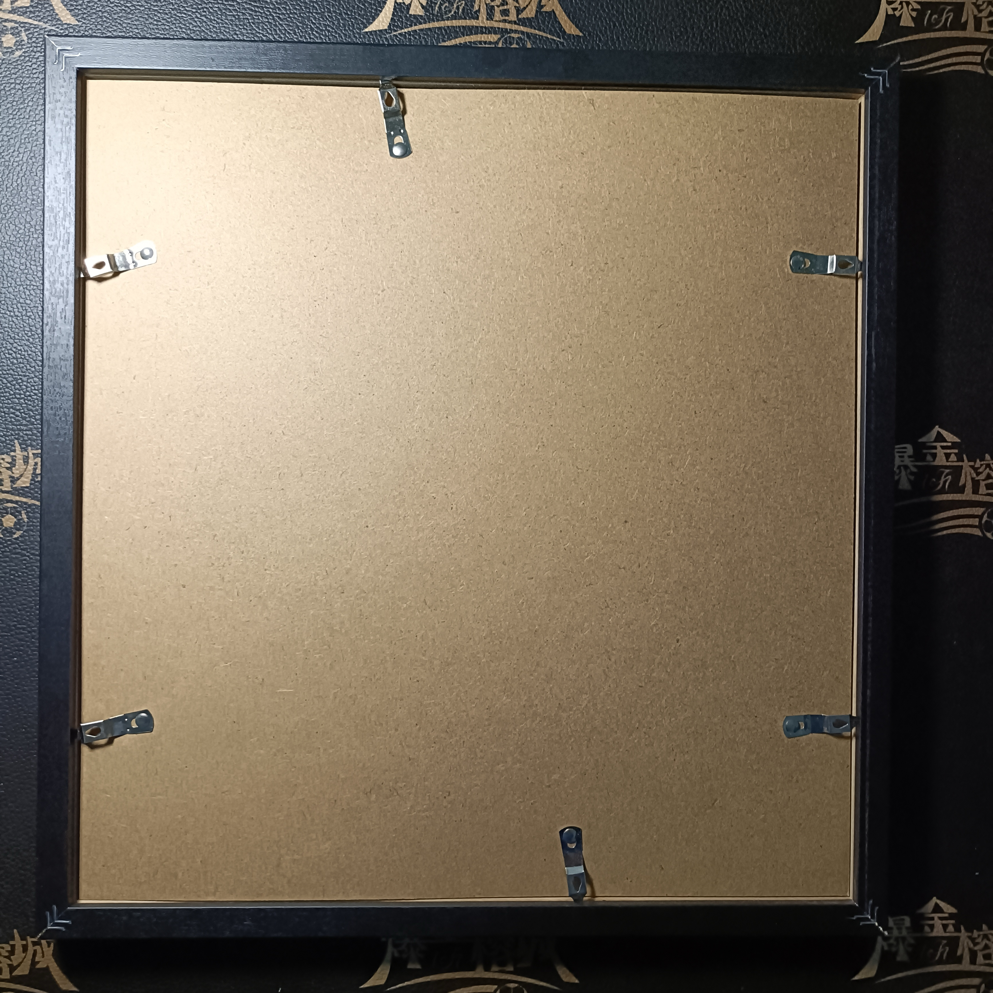 2024-25 【 爆金榕城 】 乔纳森·库明加,刚果职业篮球运动员,司职前锋,效力于NBA金州勇士队。2021年选秀大会上,他在首轮第7顺位被勇士选中,并在当赛季随队获得NBA总冠军 签字 海报