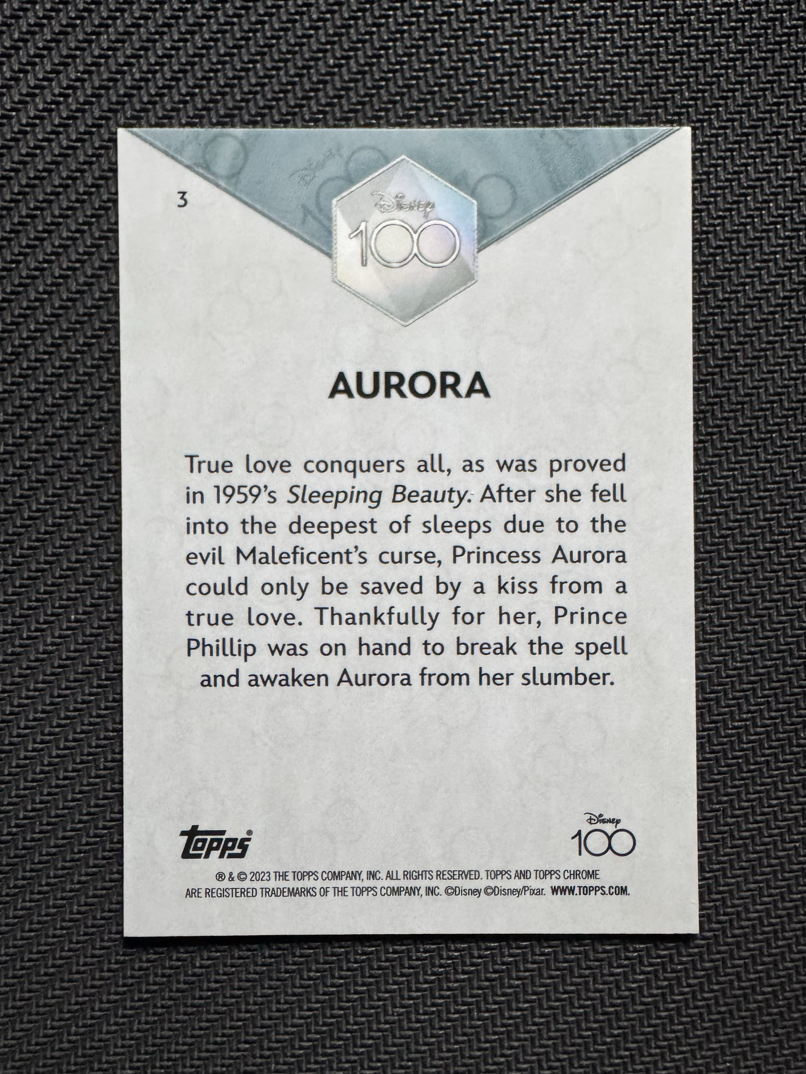 【橙子拍卖 接代拍】不累计 2023 Topps Chrome Disney 迪士尼 元年 Base 睡美人 Aurora 爱洛公主 迪士尼100周年 经典角色 卡品看图 微瑕 工艺原因 不保品