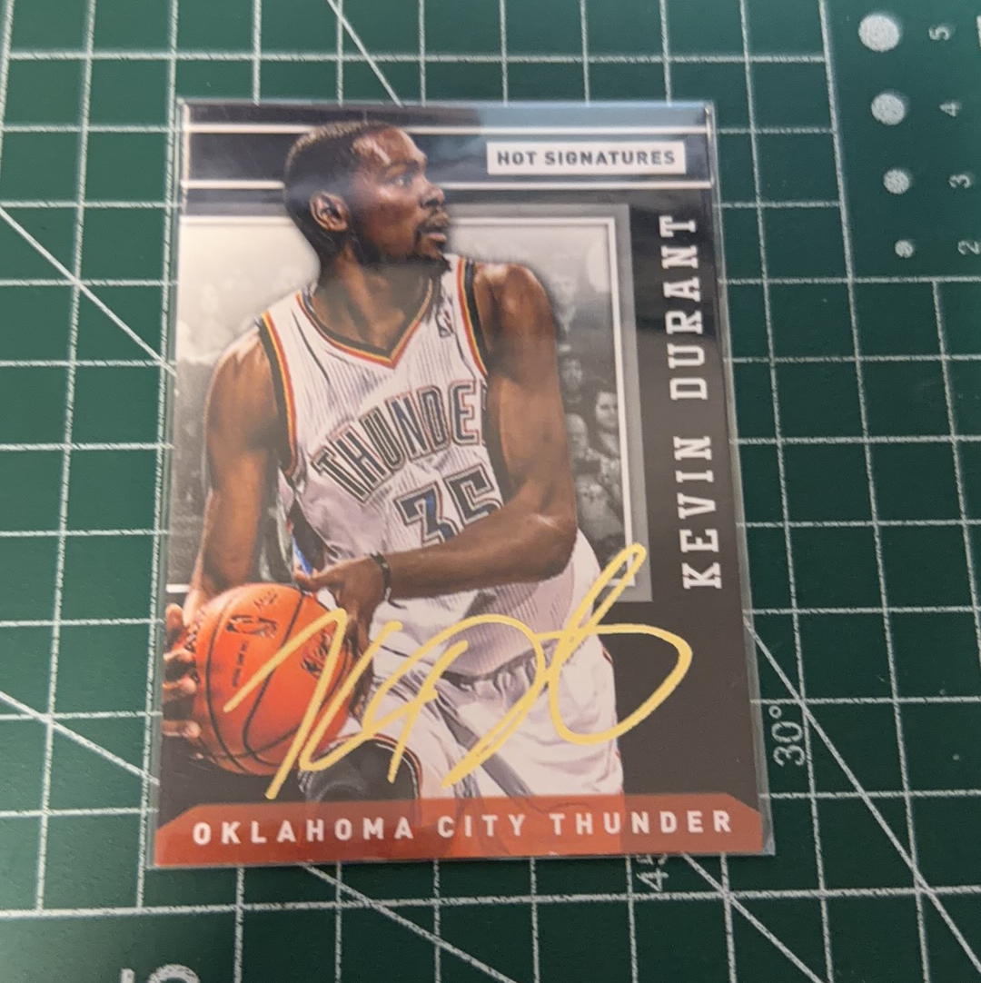 2014-15 Panini Americana Kevin Durant S.p.a.凯文杜兰特 死神 KD 金签卡 签名 签字 烫金印签 十年老卡 绝版卡 稀有大比例 折痕 压痕