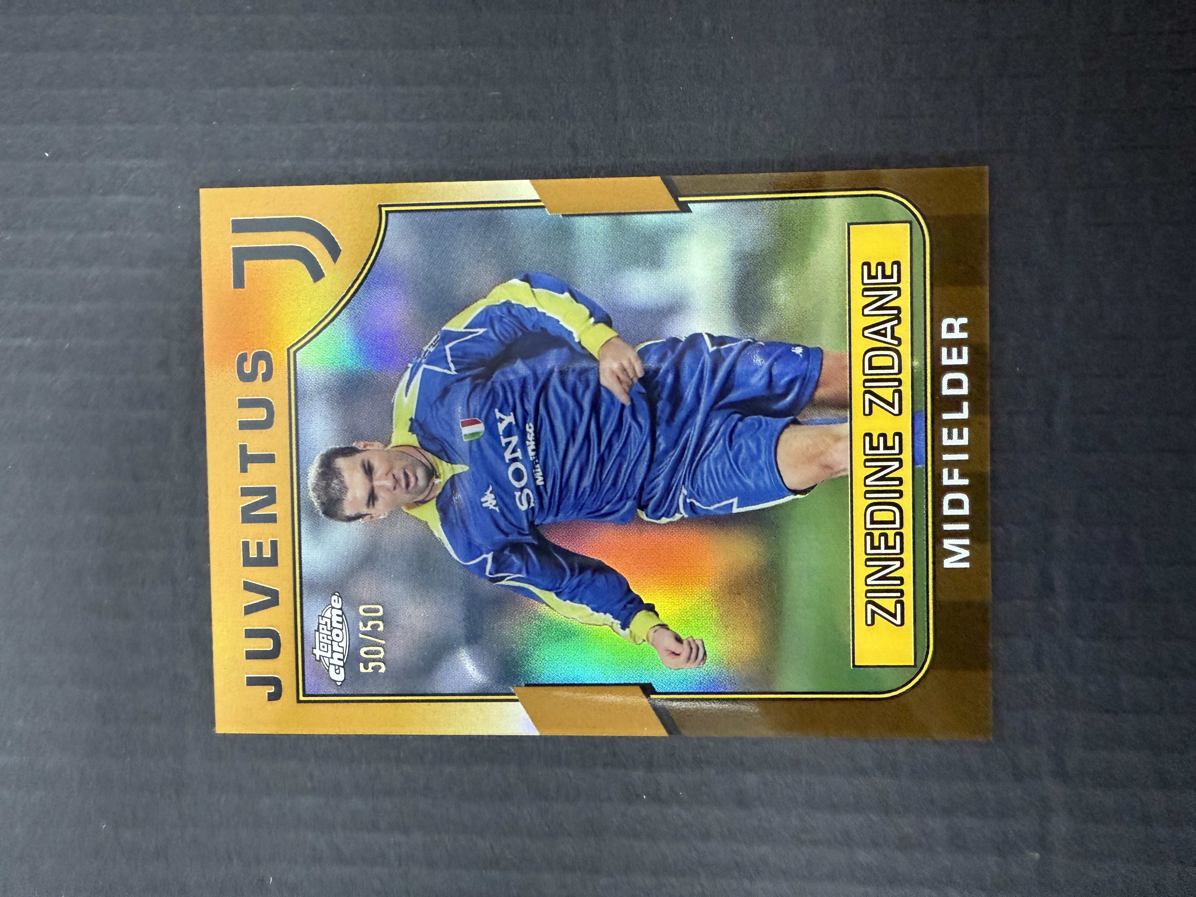 【GOAT山羊拍卖】D哥 2023-24赛季 topps chrome尤文图斯队盒系列 齐达内 金折 50/50 尤文图斯 品相如图