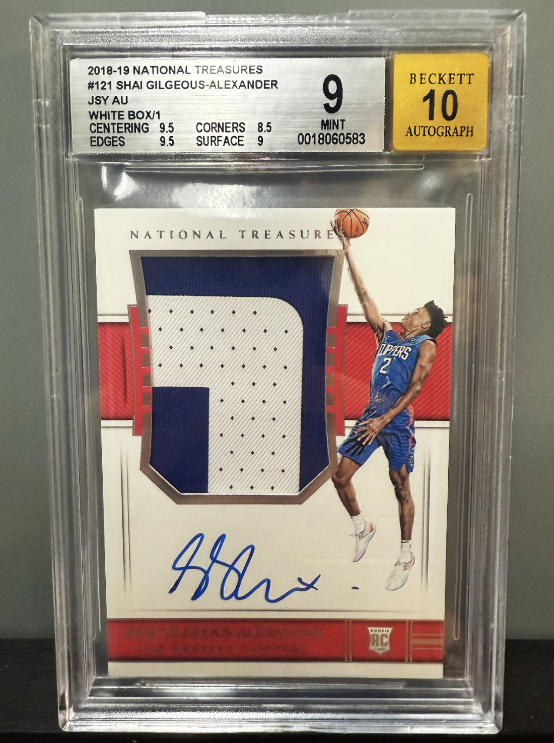 【0费率上火拍卖】2018-19 National Treasures Shai SGA RC 国宝 亚历山大 新秀 RPA 白盒 1/1编 亲穿PATCH 卡签 正平行 BGS9签字10 雷霆