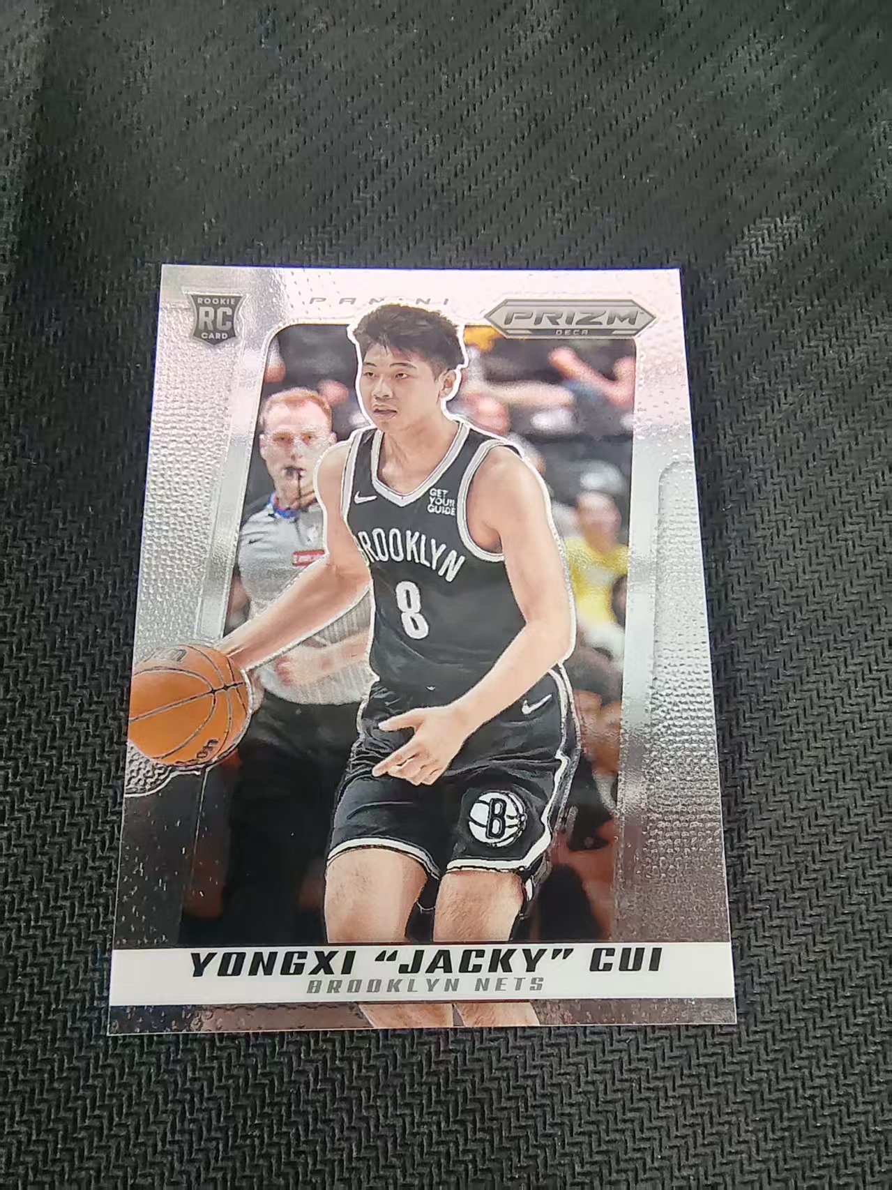 【可合并,不累计】2024-25 Panini Prizm Deca Yongxi Jacky Cui 复刻PZ系列 新秀RC 崔永熙 篮网 划痕 边角瑕疵 #112