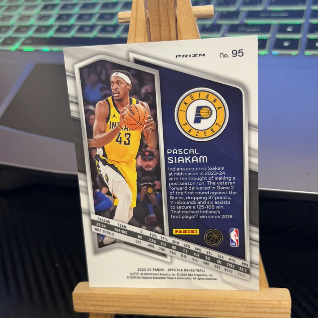 2023-24 Panini Spectra Pascal Siakam 西亚卡姆 步行者 折射 光谱 卡品如图 凑图必备 值得收藏