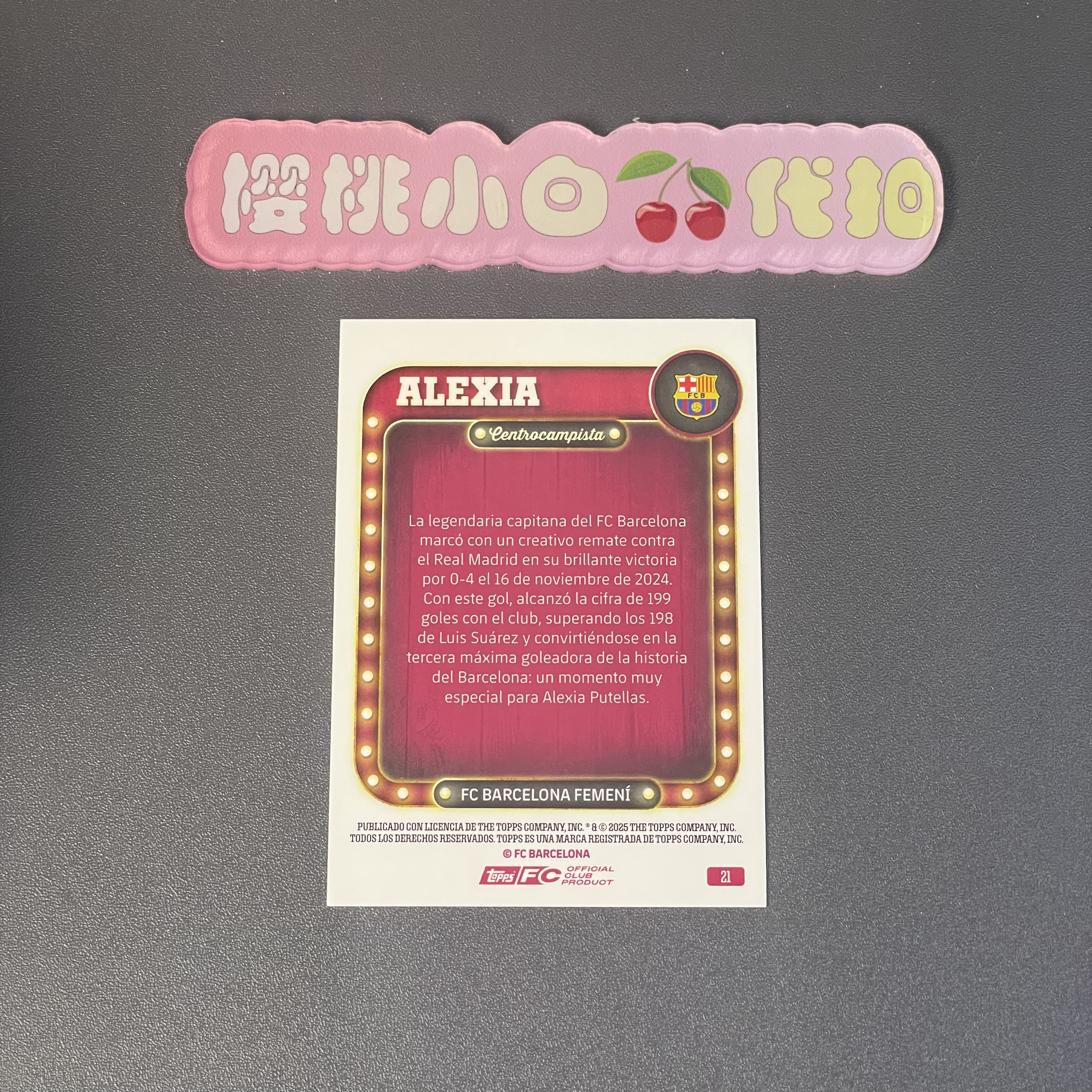 2025 Topps 巴萨铁罐 Alexia Putellas 樱桃小白 巴塞罗那 025/275编 普特拉斯 巴萨女足 卡品不保 默认微瑕 收藏必备【许克】