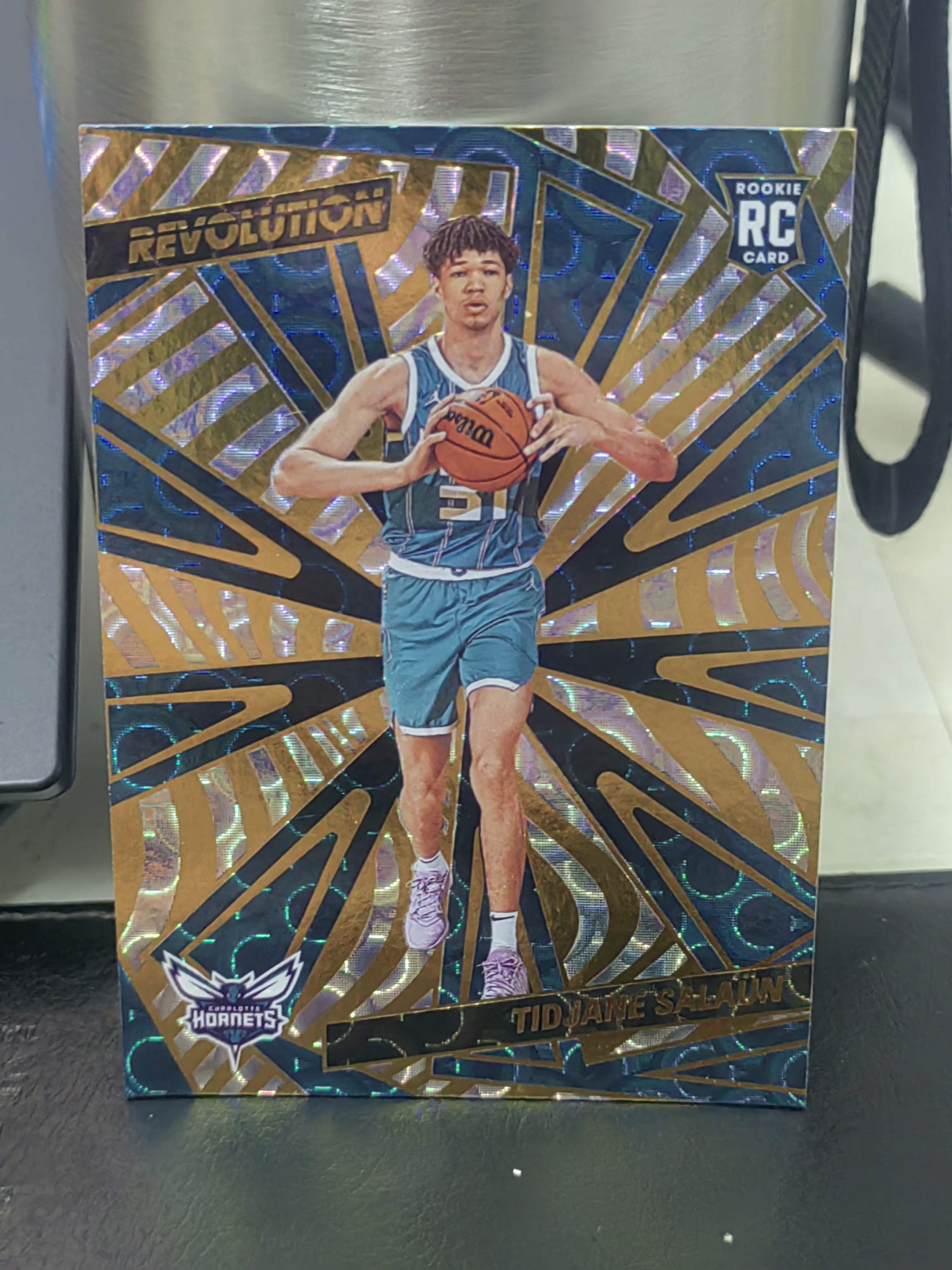 2024-25 Panini Revolution Tidjane Salaun RC 革命 新秀 泡泡 圈圈 蒂贾尼 萨隆 黄蜂 篮 白边白角 不保卡品 卡品如图