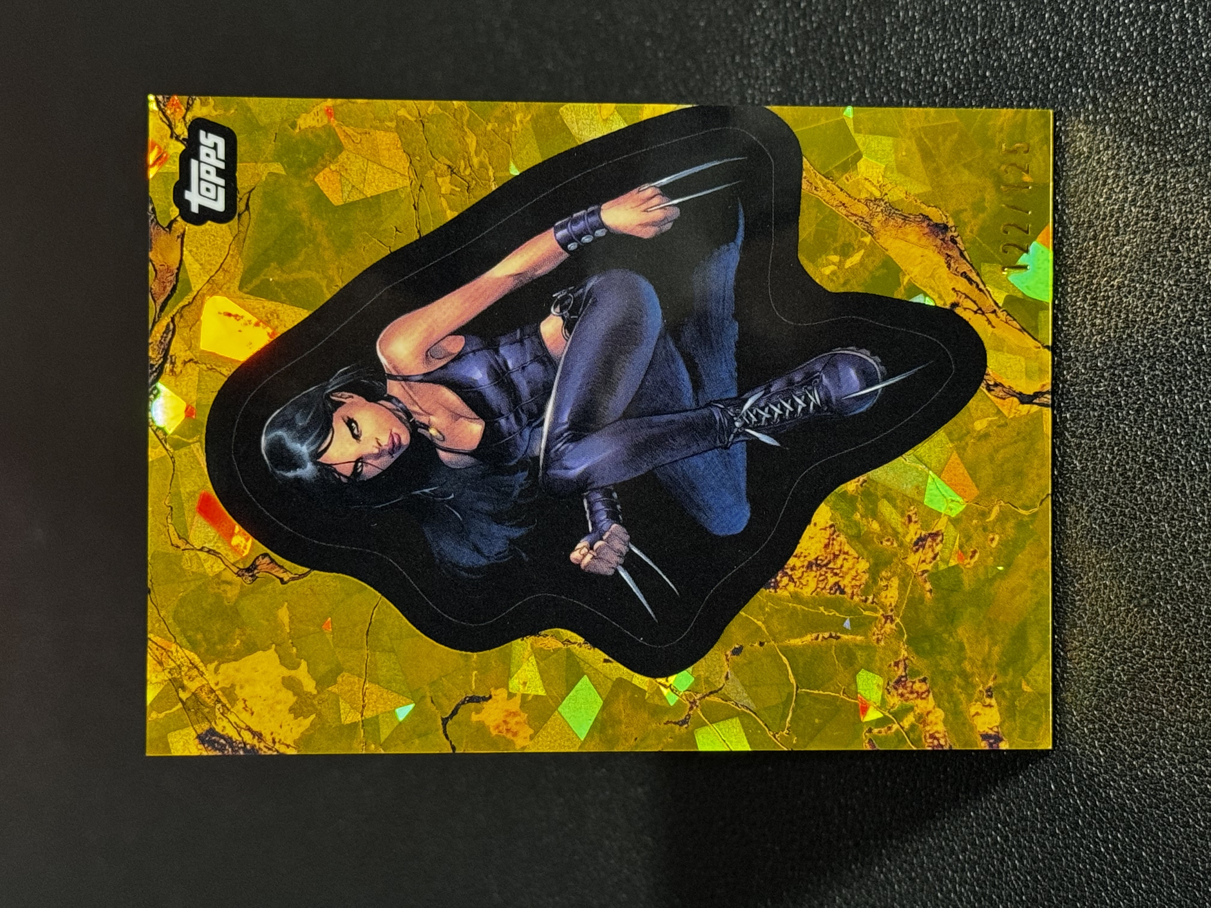 2025 Topps Marvel (MCU) Comic Book Heroes 1975 黄金年代 漫威 金折 碎冰折 125编 X-23 金刚狼 #57 LWDG