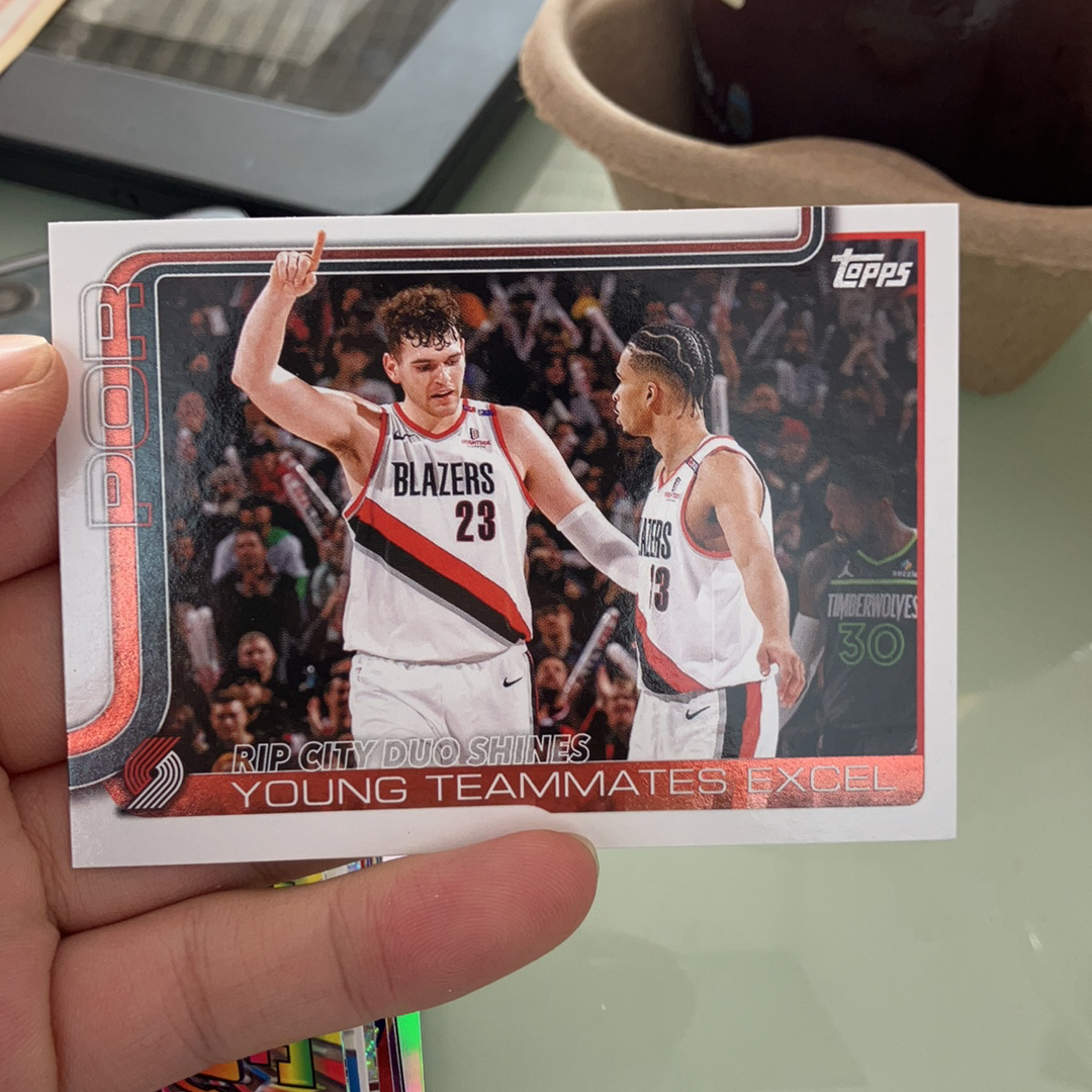 2024-25 Topps topps Donovan Clingan 新秀卡 多诺万 克林根 卡马拉 双人击掌特卡 开拓者时期 卡品如图