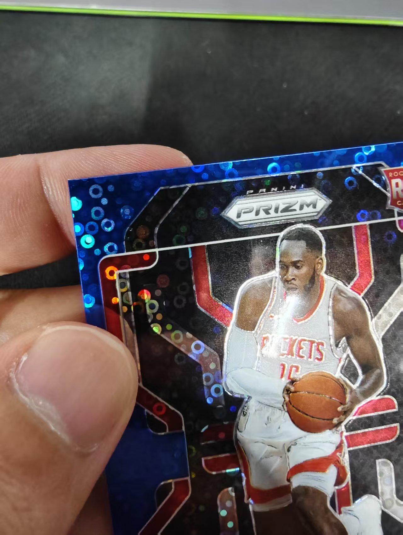 2021-22 Panini Prizm Usman Garuba 火箭 奥斯曼 加鲁巴 新秀 RC 蓝泡泡折 150编 划痕 边角瑕疵