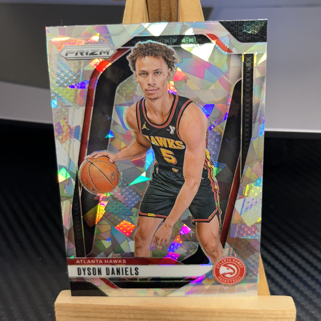 2024-25 Panini Prizm Dyson Daniels 戴森丹尼尔斯 老鹰 银碎冰 银折 折射 prizm系列 pz 卡品如图 凑图必备 值得收藏! 免费代卖!