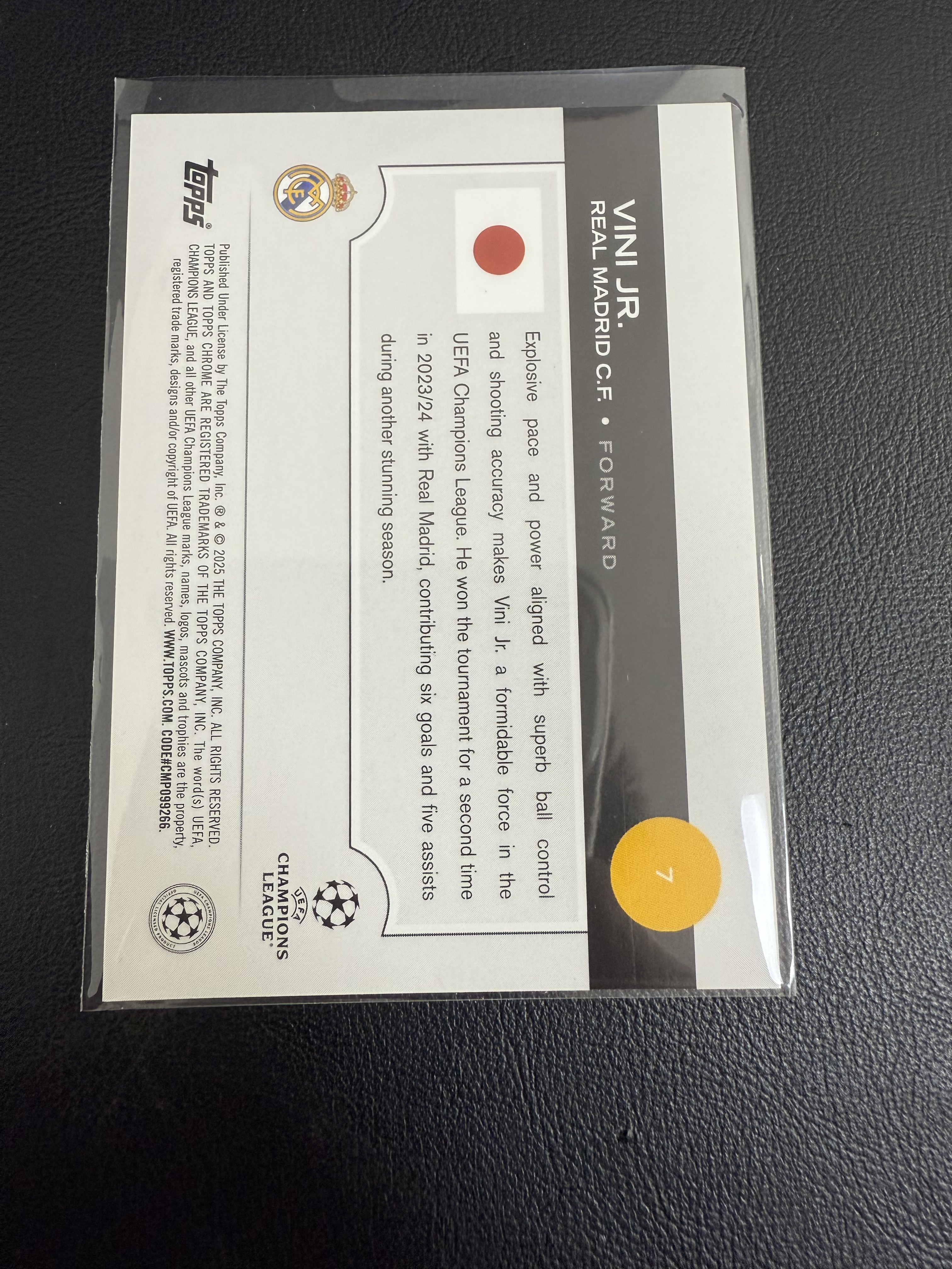 2025 Topps topps Vinicius Junior 维尼修斯 皇马 樱花折 大比例 箱货 独占 卡品如图 只合并当日订单【金叔代拍 秦月】