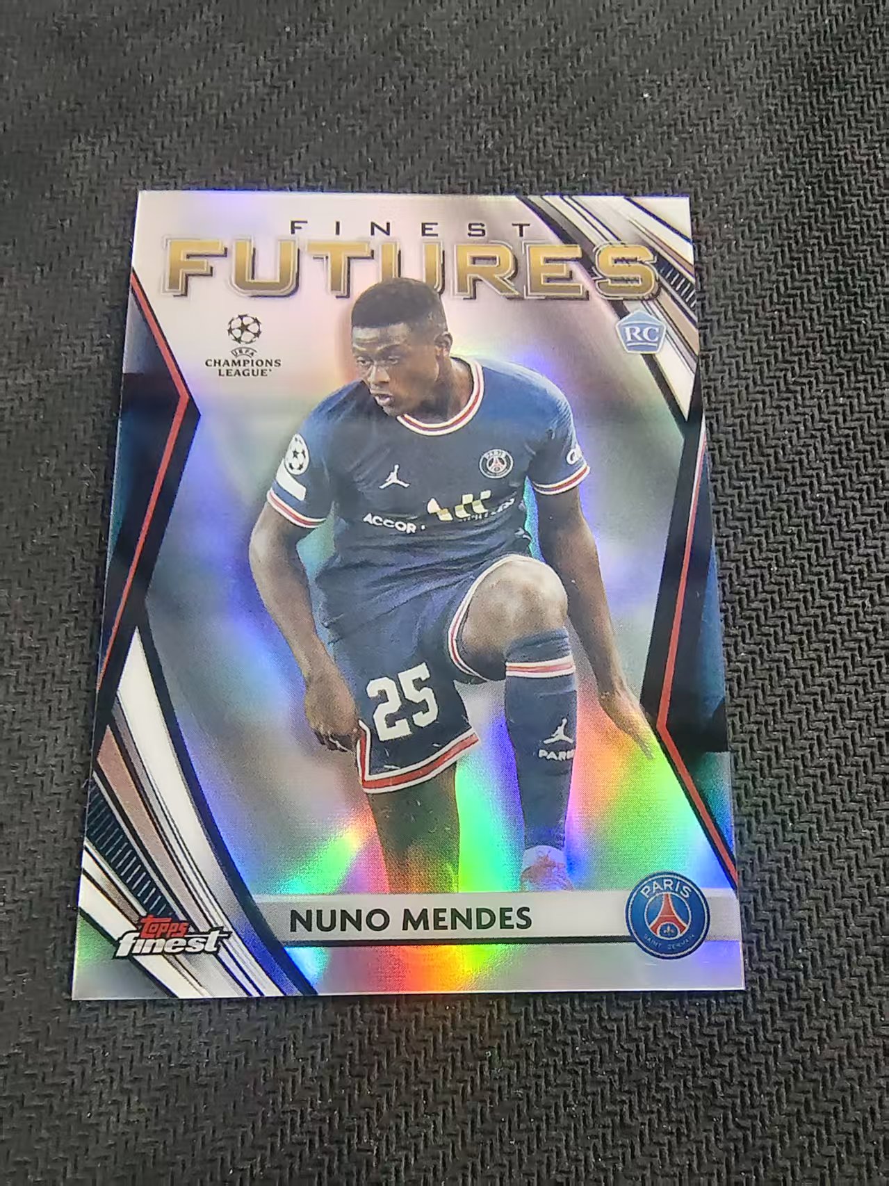 【可合并,不累计】2022 Topps Finest Nuno Mendes 努诺 门德斯 巴黎 新秀 RC FUTURES 未来特卡 欧冠 银折 边角瑕疵
