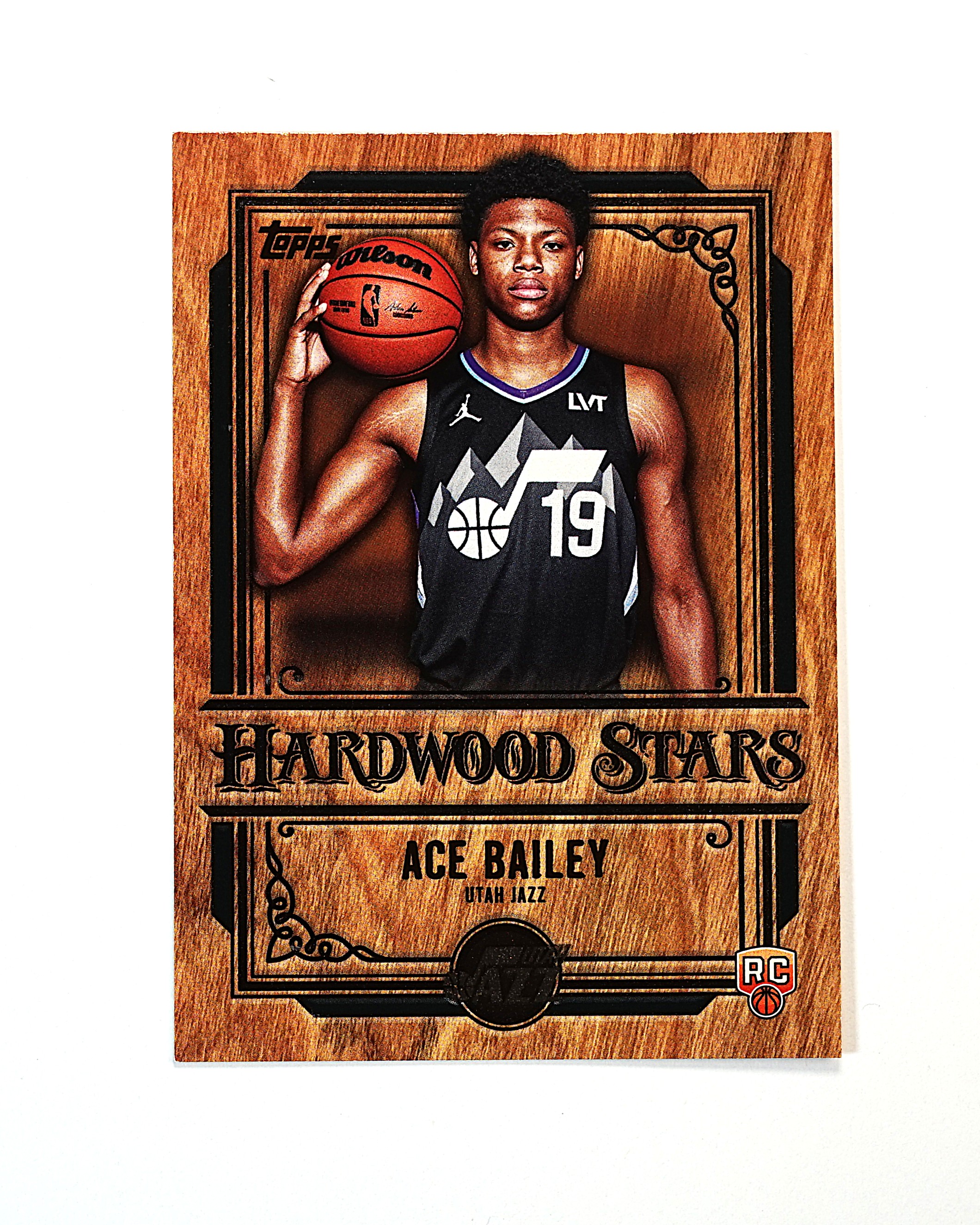 2025 Topps Flagship Ace Bailey RC 埃斯 贝利 新秀 Hardwood Stars 木纹特卡 定妆照 大比例 SSP 爵士 埃斯 未来可期 卡品微瑕如图【DD】