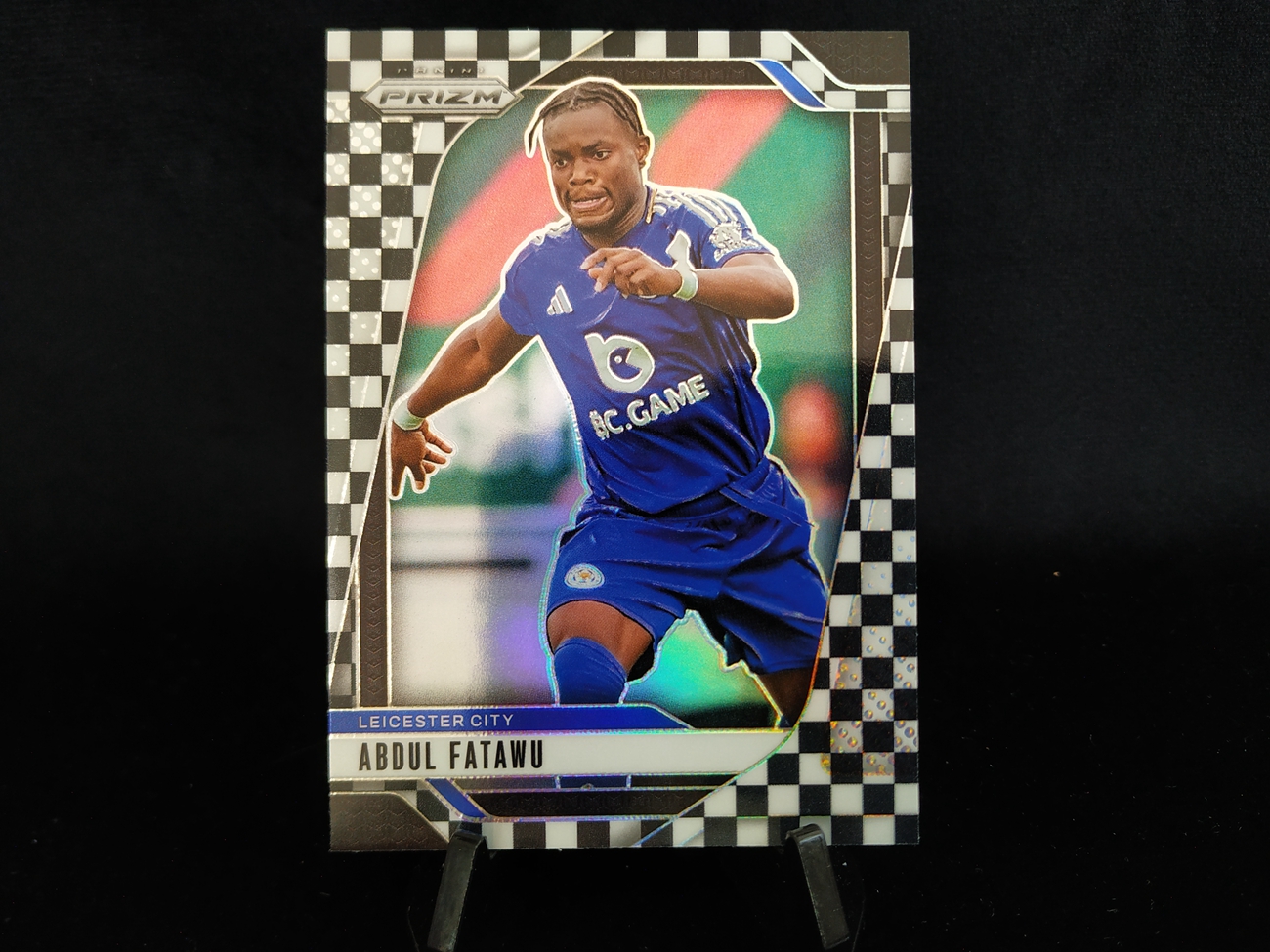 10-31 aasx 62 【钢蛋儿拍卖】 Panini 2024-25 英超 Prizm 莱斯特城  棋盘折 格子折 阿卜杜勒 法塔武 伊萨哈库 法塔乌 Abdul Fatawu Issahaku 卡品如图