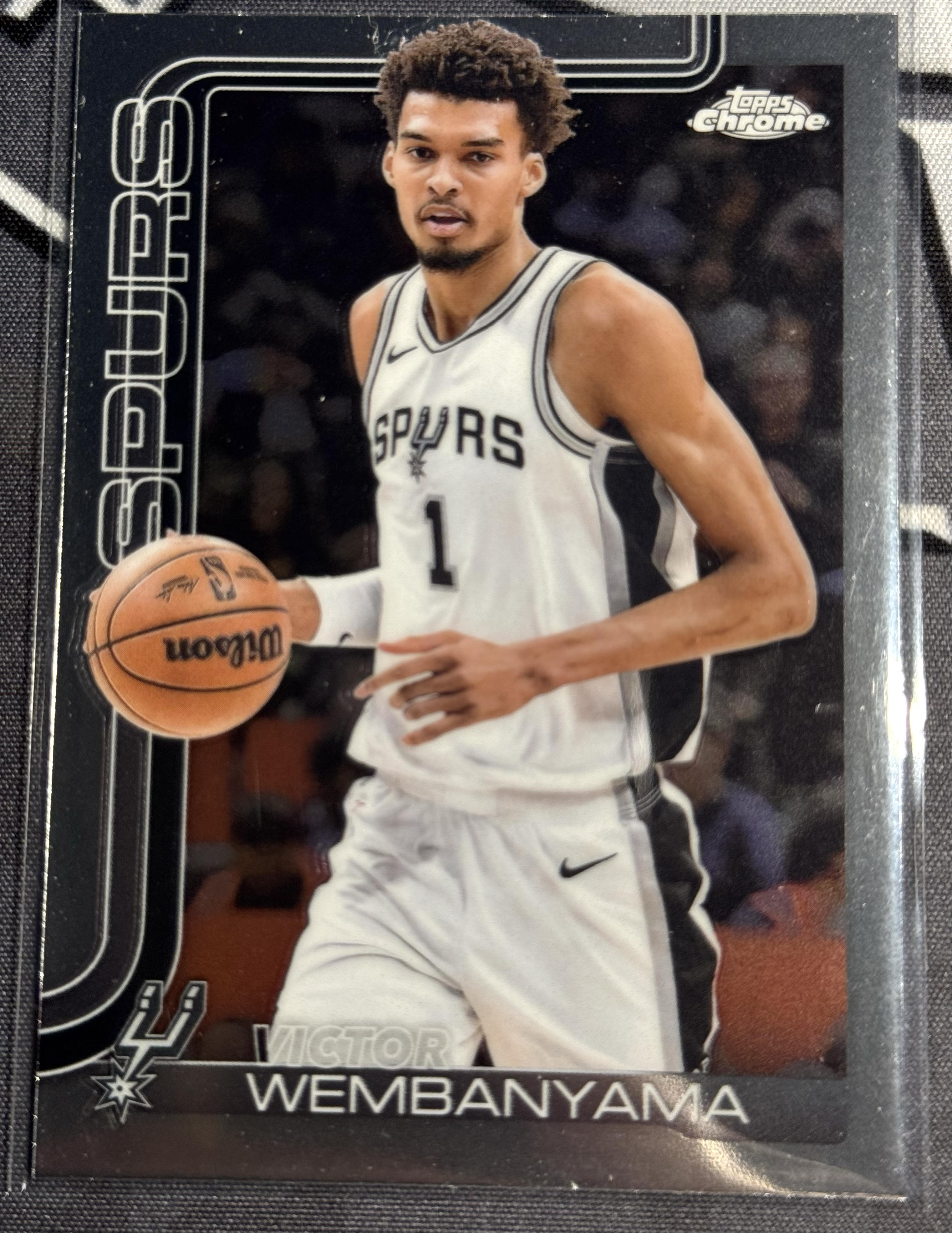 2025 Topps Chrome NBA Basketball TC 篮球 LEBRON JAMES 勒布朗 詹姆斯 WEMBANYAMA 文班亚马 Base 不带编 卡品不保 瑕疵如图 XW