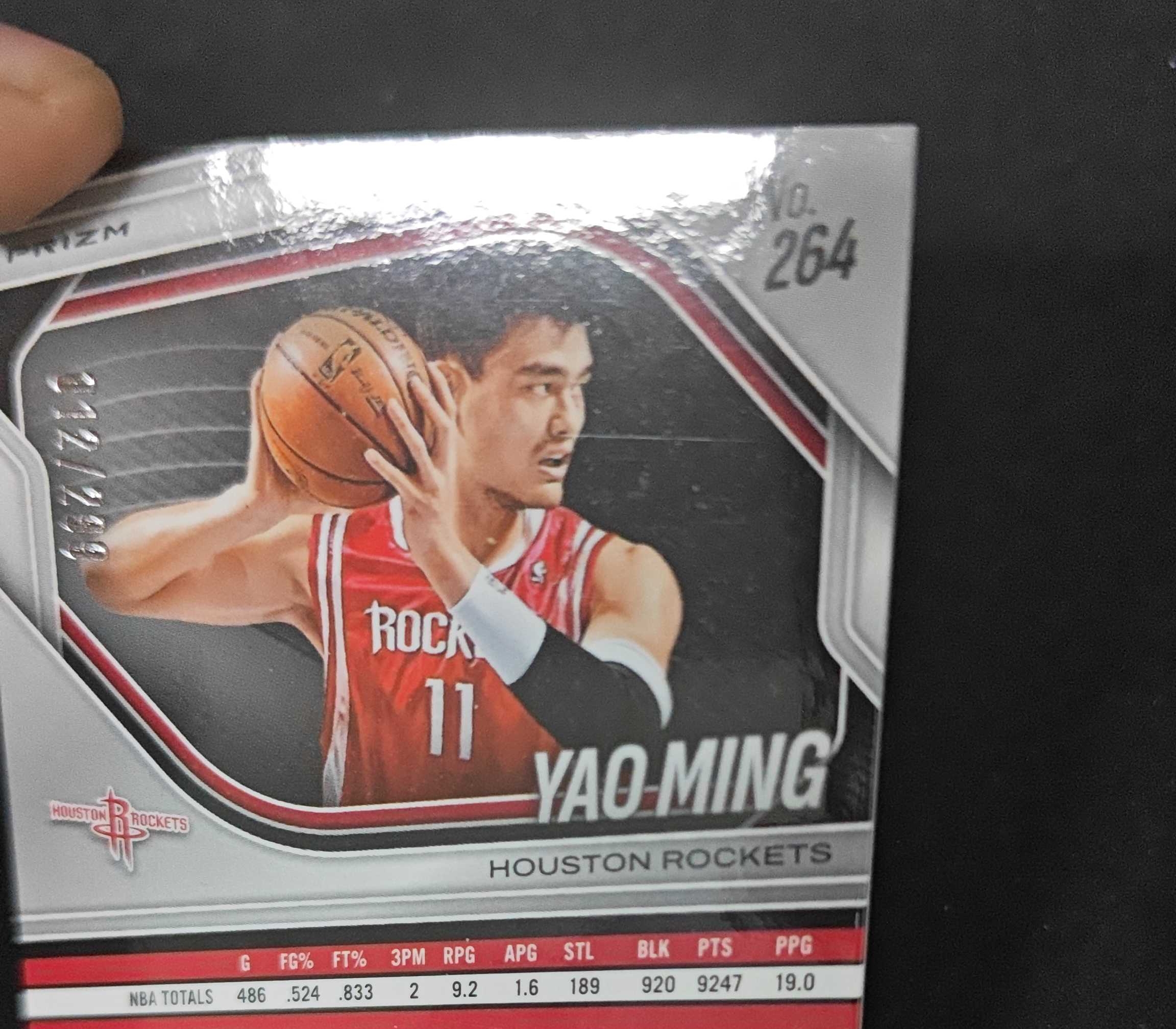 2024-25 Panini PRIZM BLACK Yao Ming 【SC拍卖】pz 火箭 姚明 299编 红折 瑕疵如图收藏必备(骆泽凯托)