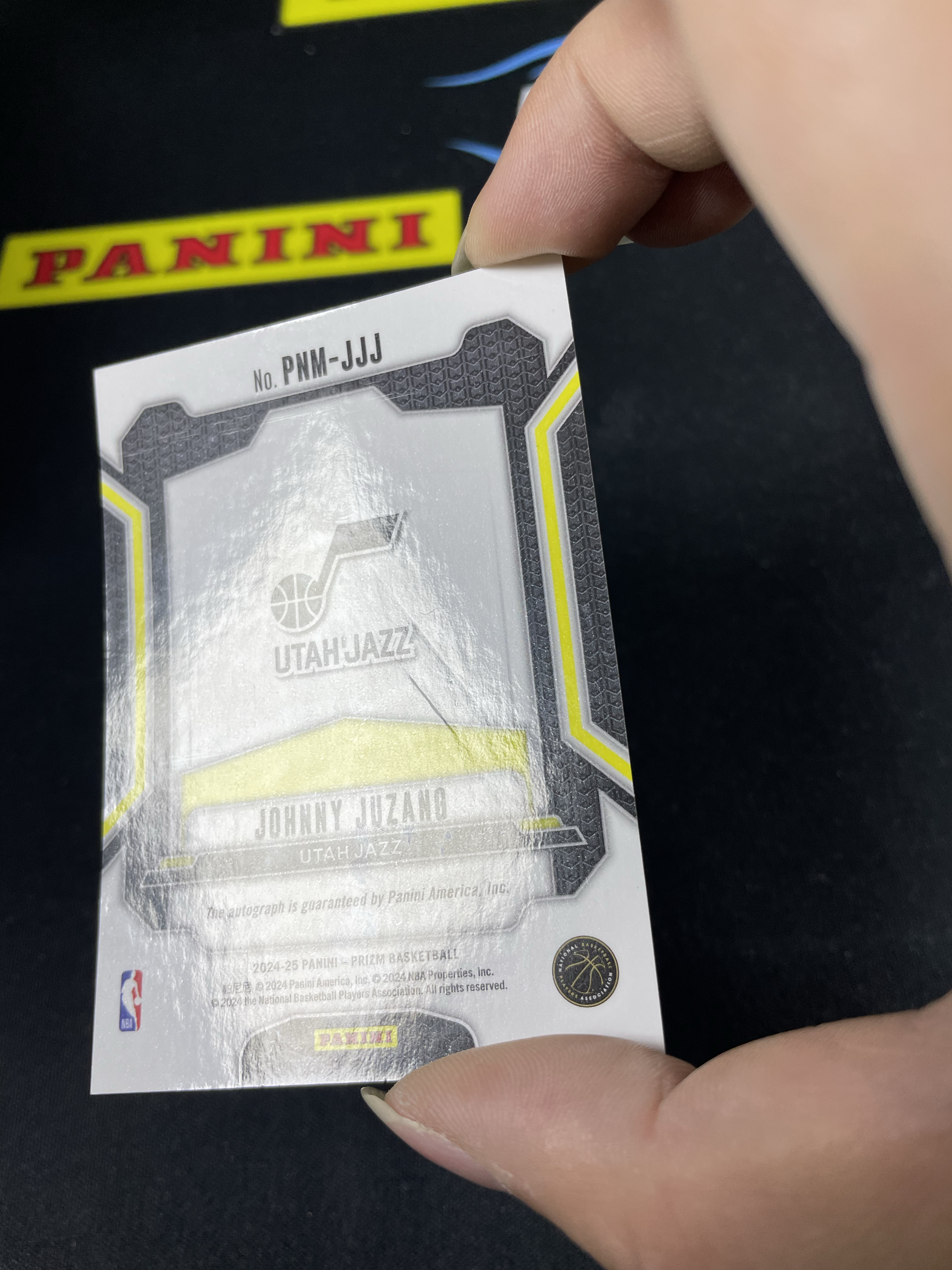 【皮成仙拍卖 统一手续费6%】 PANINI 24-25 PRIZM 爵士 约翰尼朱藏 签字 瑕疵如图 凑套必备 值得收藏【只发顺丰】柱子123