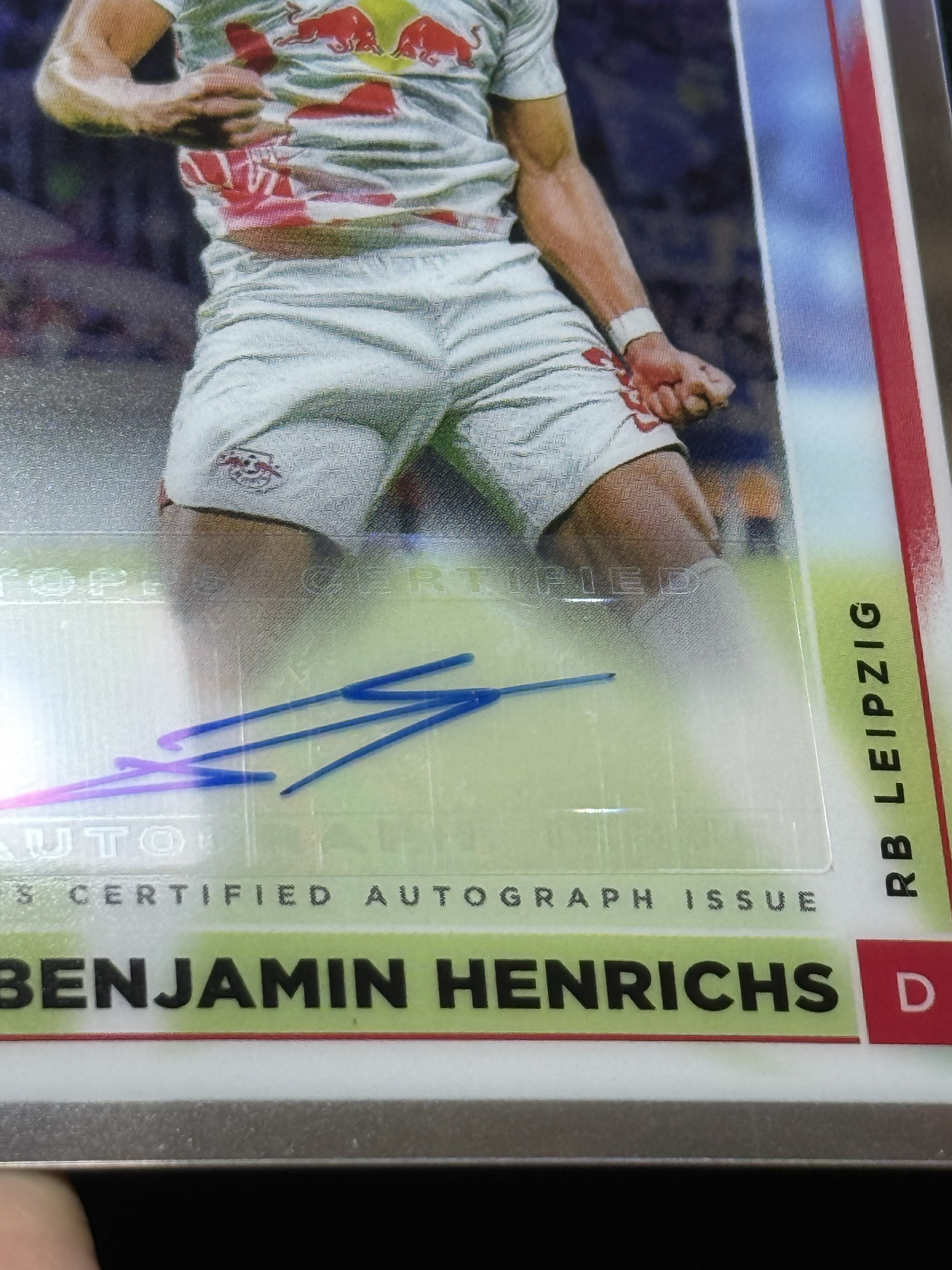 2022-23 Topps Merlin Benjamin Henrichs 【小贝代拍】欧战 梅林 莱比锡红牛 亨里希 银折 签字 瑕疵如图 拍前看描述 H EW