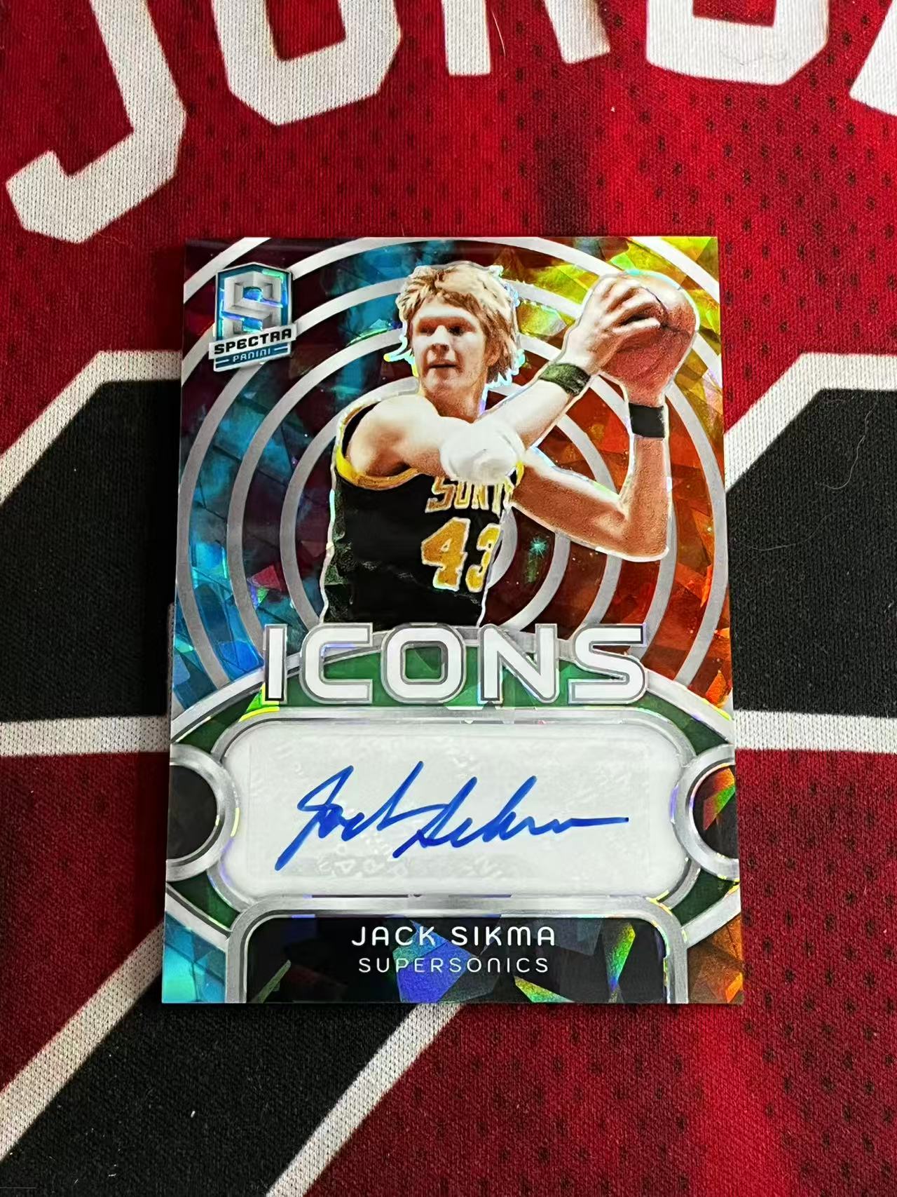 【接寄拍】2023-24 PANINI SPECTRA 光谱系列 超音速 杰克西科马 希科马 49编 签字卡 ICONS签 碎冰折 折射 专收凑套必备【烂臭嘴拍卖】