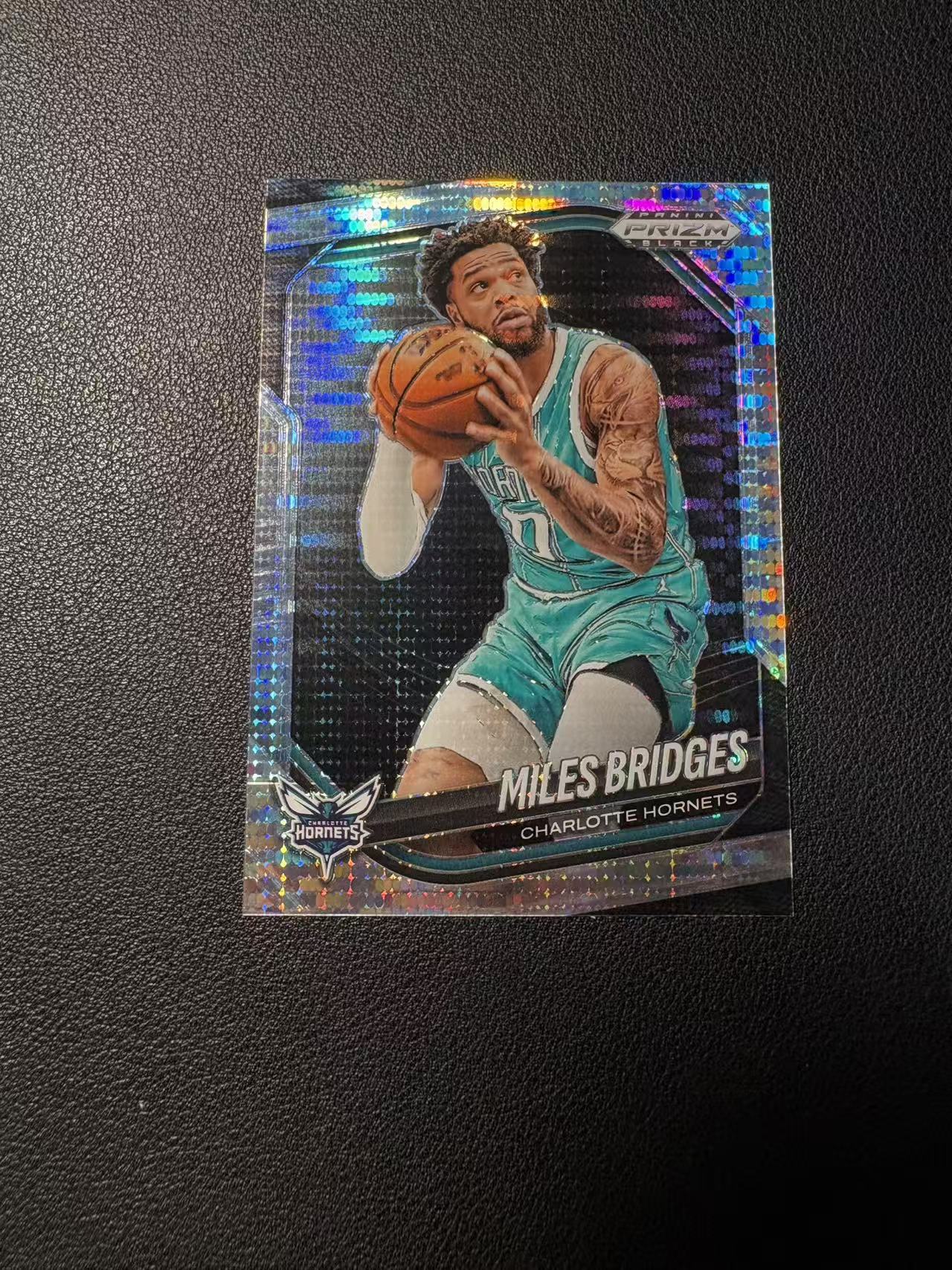 2024-25 Panini prizm black Miles Bridges 迈尔斯 布里奇斯 脉冲折 折射 微瑕 卡品如图 专收必备 N1