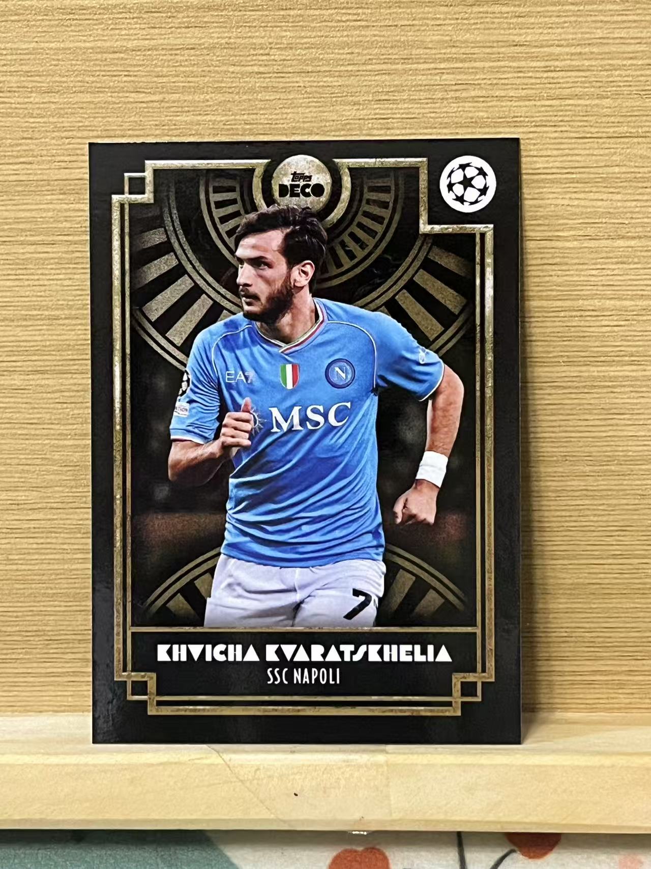 2023 Topps UEFA khvicha kvaratskhelia 科瓦拉茨赫利亚 那不勒斯 欧冠 DECO 实卡精美 收藏必备 A57