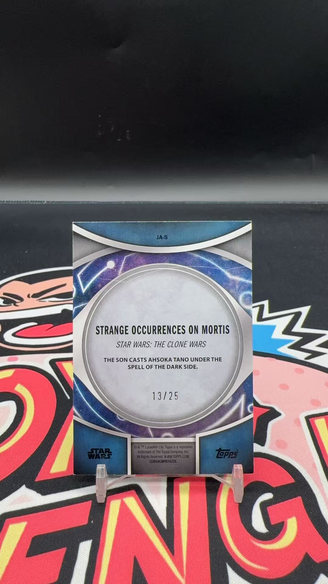 【玩具坑】2024 Topps Star Wars Masterwork 星球大战 大师系列 阿索卡的旅程特卡 25编 皮革纹理 #JA-5