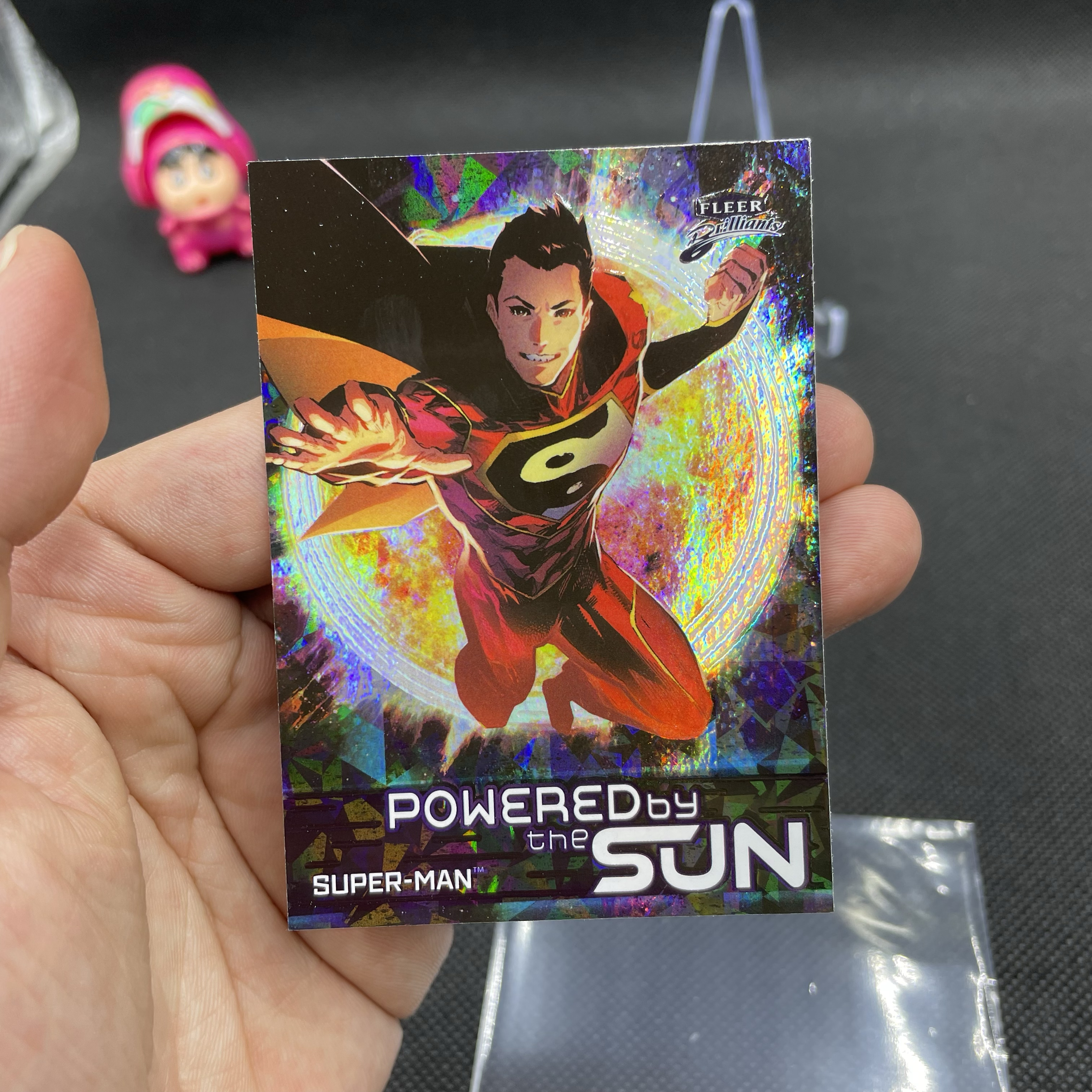 2025 Fleer Marvel(MCU) Super-Man 【无界代卖】DC超人系列 超人 Powered by the Sun特卡 黑碎冰折 品如图 不累计 猫