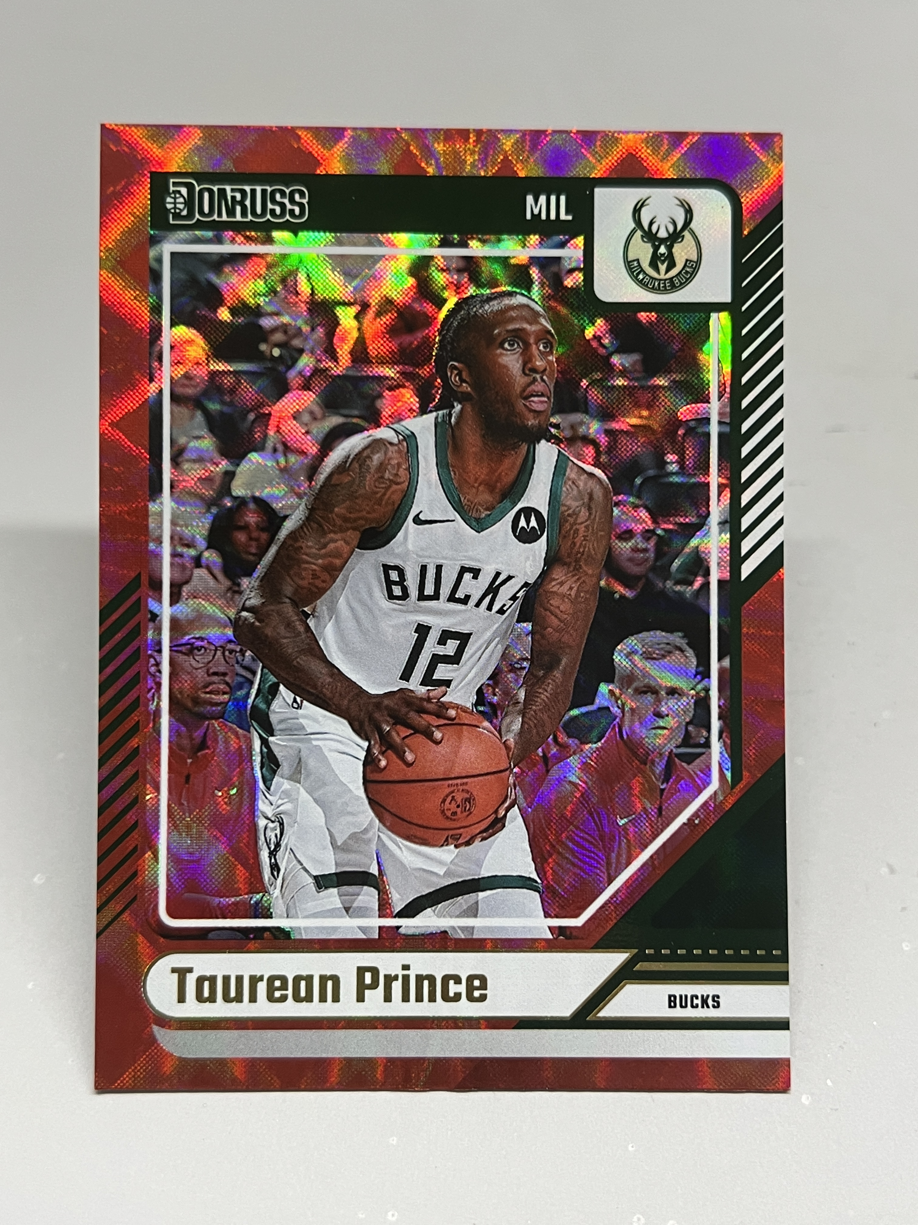 2024-25 Panini Donruss Taurean Prince【挂机拍卖】帕尼尼 杜蕾斯 普林斯 雄鹿 红折 折射 #101 收藏 凑套 卡品如图