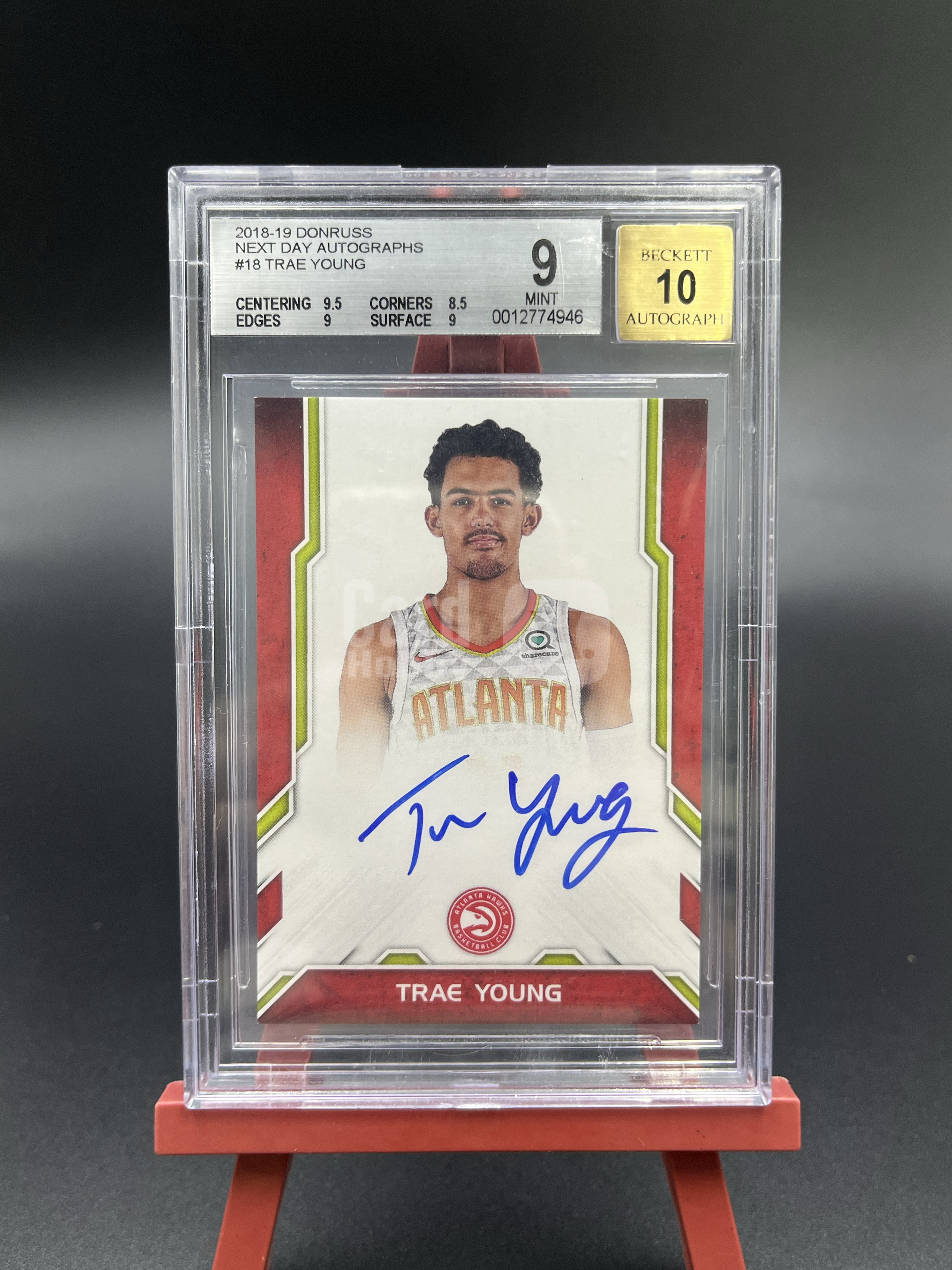 2018-19 Panini Donruss 杜蕾斯 Trae Young 特雷 杨 特雷杨 新秀 rc 明日签 签字 卡签 老鹰 吹杨 Next Day BGS9/10分评级卡 G731