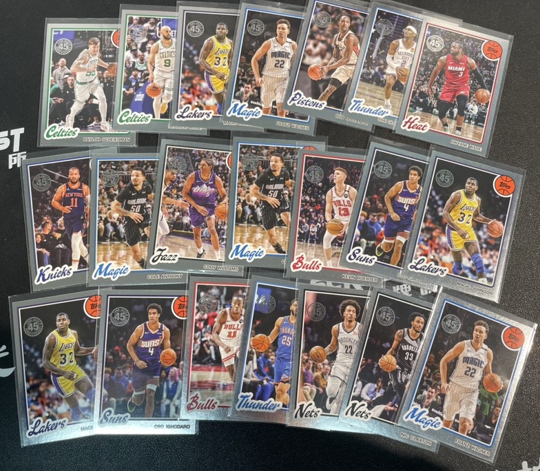 五百五五 2025 Topps NBA Flagship 瓦格纳 多孙姆 伊戈达罗 魔术师 布伦森 德维恩 韦德 亚历山大 怀特 带队 1980复古 base lot 打包 共21张 不保卡品 猛子