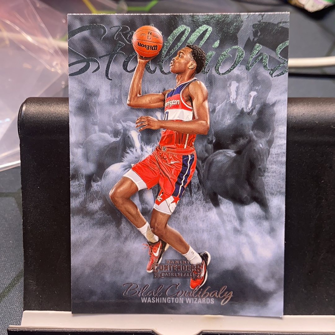 2023-24 Panini Contenders Bilal Coulibaly RC 可存卡!!!【大咖代卖】奇才新秀 比拉尔 库利巴利 万马奔腾 收藏凑套必备 品相如图 文班队友
