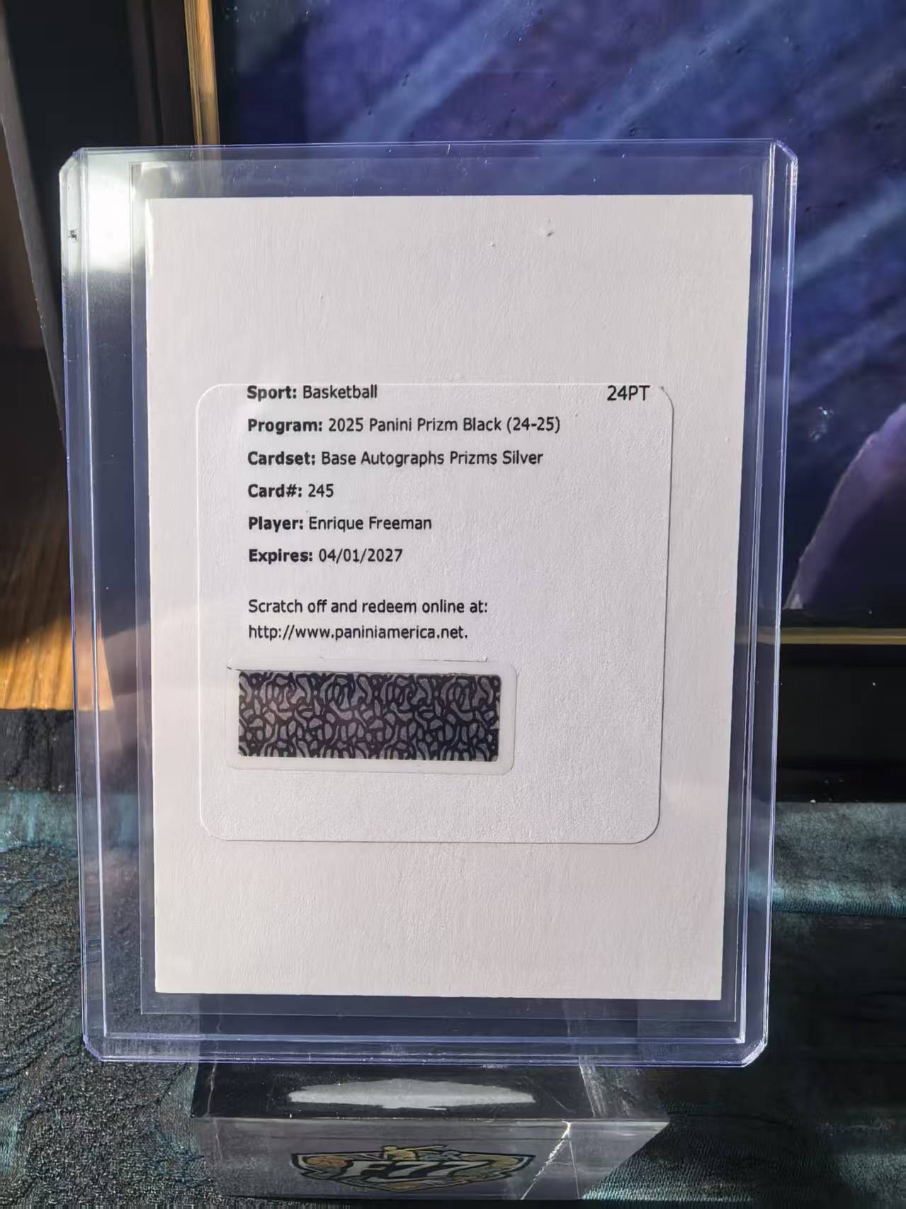 2024-25 Panini Prizm Enrique Freeman PZ Black 新秀 恩里克 弗里曼 步行者 银折 签字 交换板 收藏必备 7788