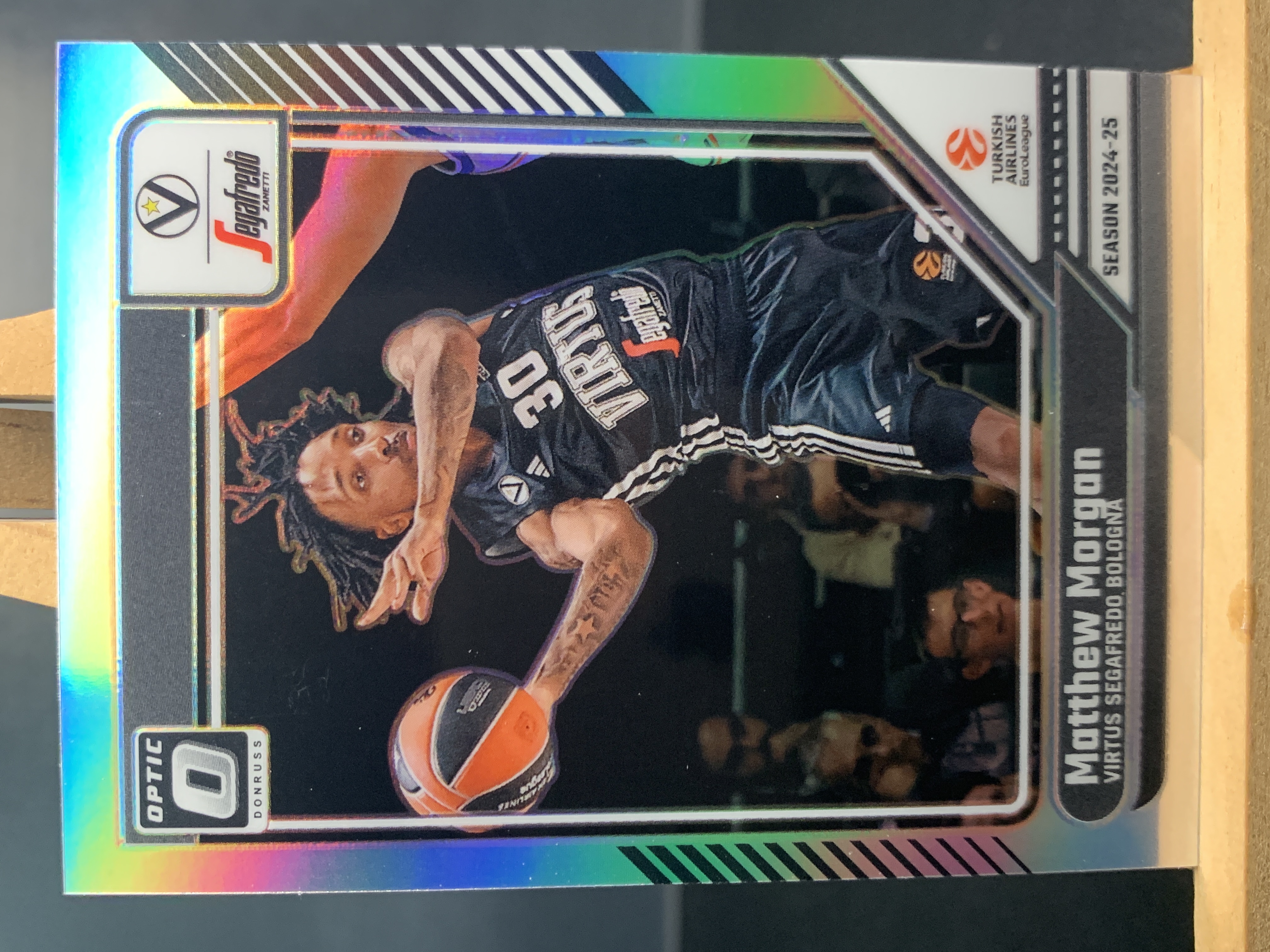 (A5) 2024-25 PANINI OPTIC 欧洲联赛 银折马修 摩根 实卡好看 收藏凑套必备 卡品如图!!!