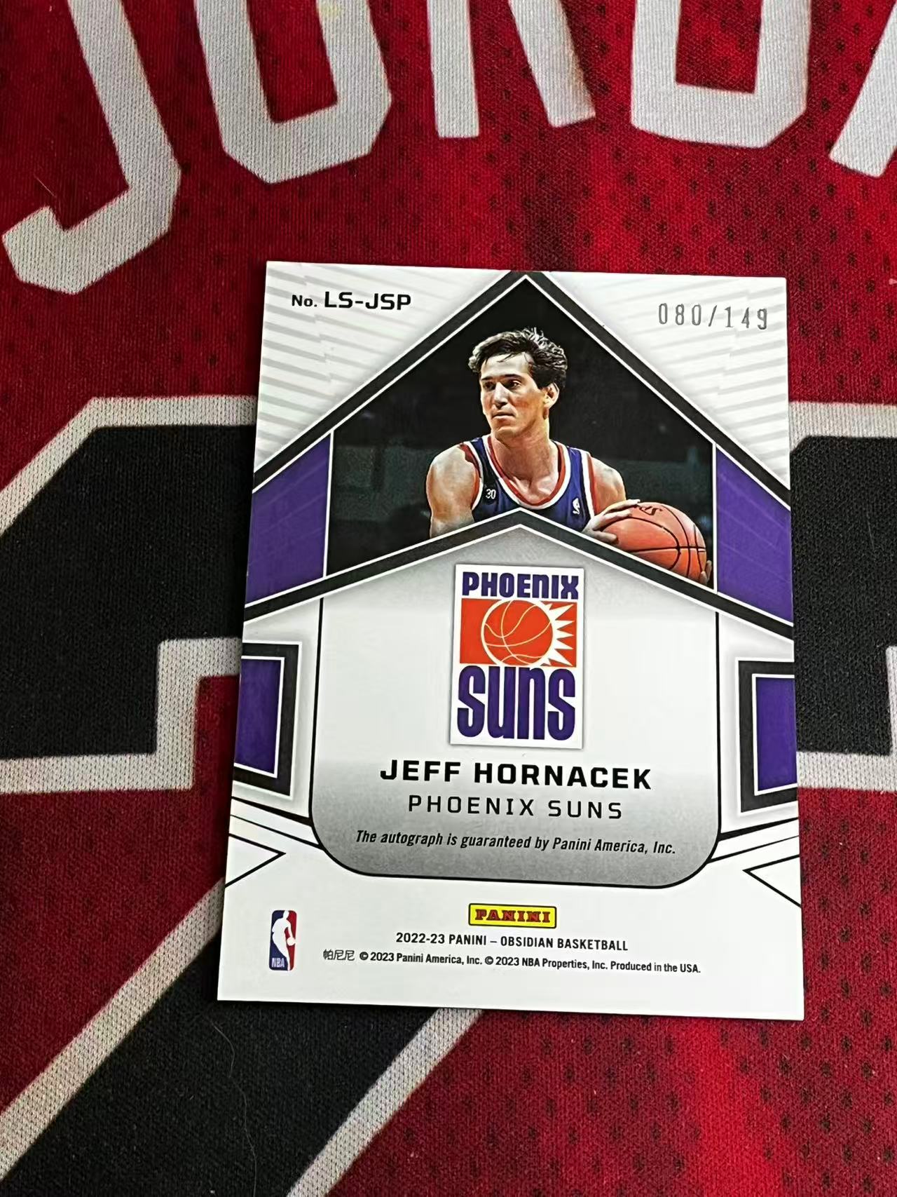 【接寄拍费率低至5%含卡淘手续费】2022-23 PANINI OBSIDIAN 黑曜石系列 太阳名宿 杰夫霍纳塞克 149编 签字卡 银折 折射【烂臭嘴拍卖】