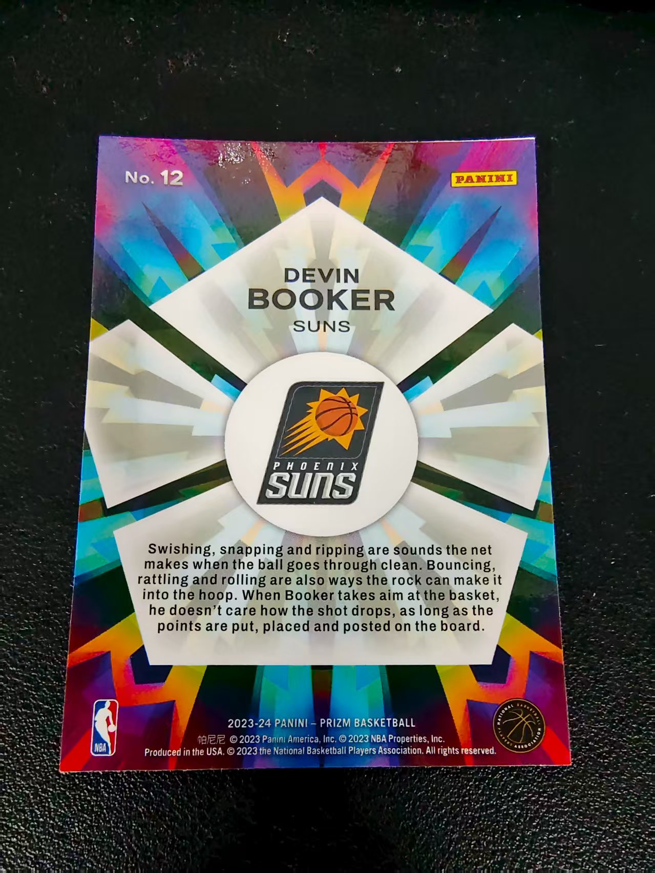 【可合并,不累计】2023-24 Panini Prizm Devin Booker 德文 布克 太阳 万花筒特卡 PZ 划痕 边角微瑕 介意勿拍 #12