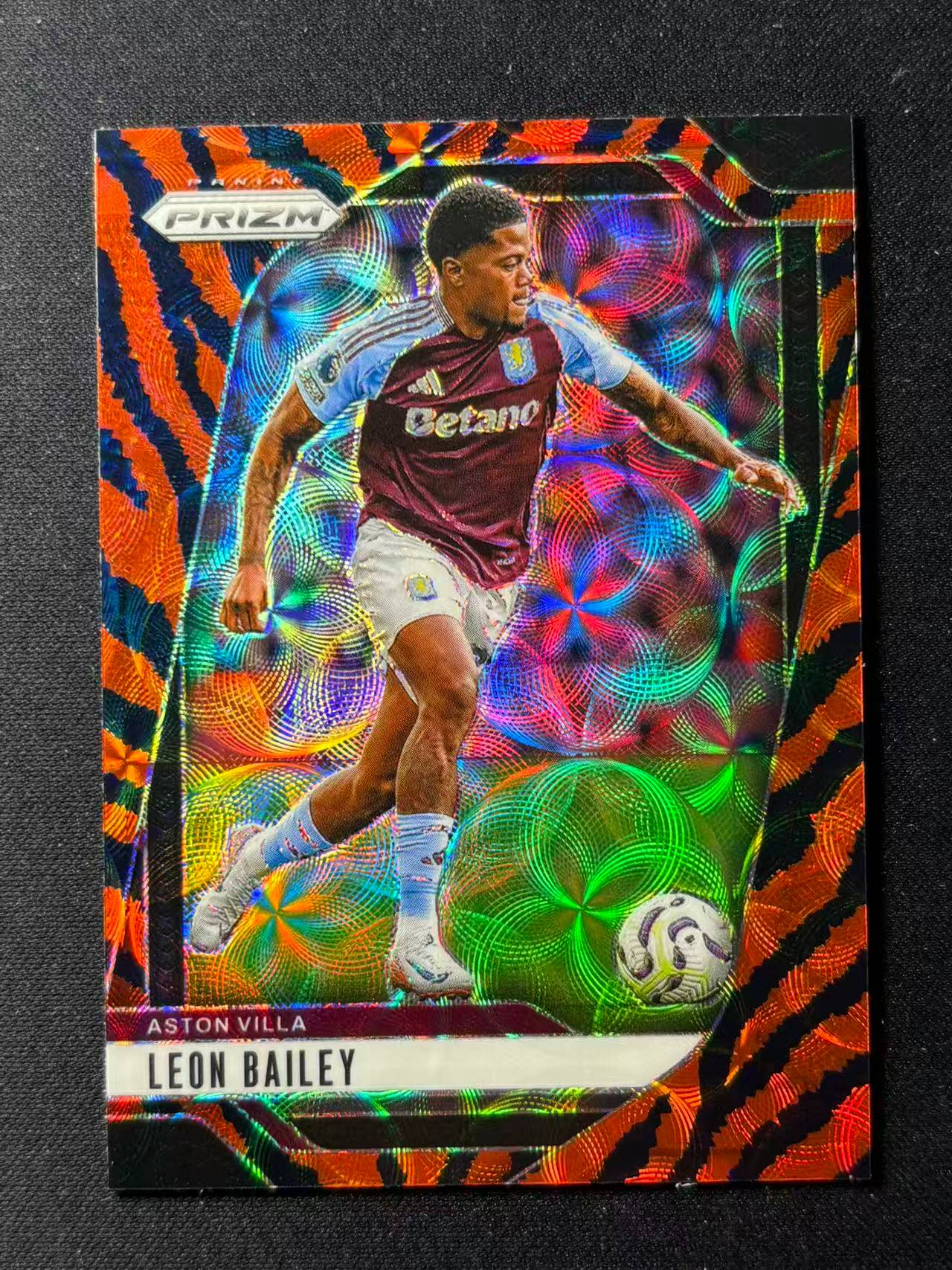 【梦卡拍卖】2024-25 Panini Prizm Premier League Leon Bailey 莱昂 贝利 大比例 虎皮 英超PZ 细节如图 #DD# 乐哥