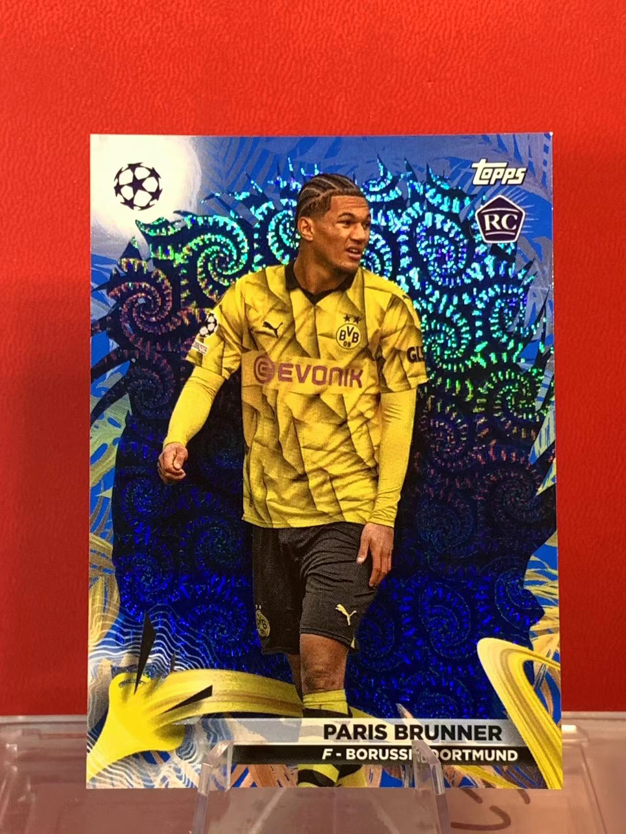 (詹叔代拍)2024 Topps 巴西狂欢限定 Paris Brunner RC 巴西狂欢盒 多特蒙德 布伦纳 新秀 34/99编 蓝桑巴折 卡品如图 顺丰寄付 泰山