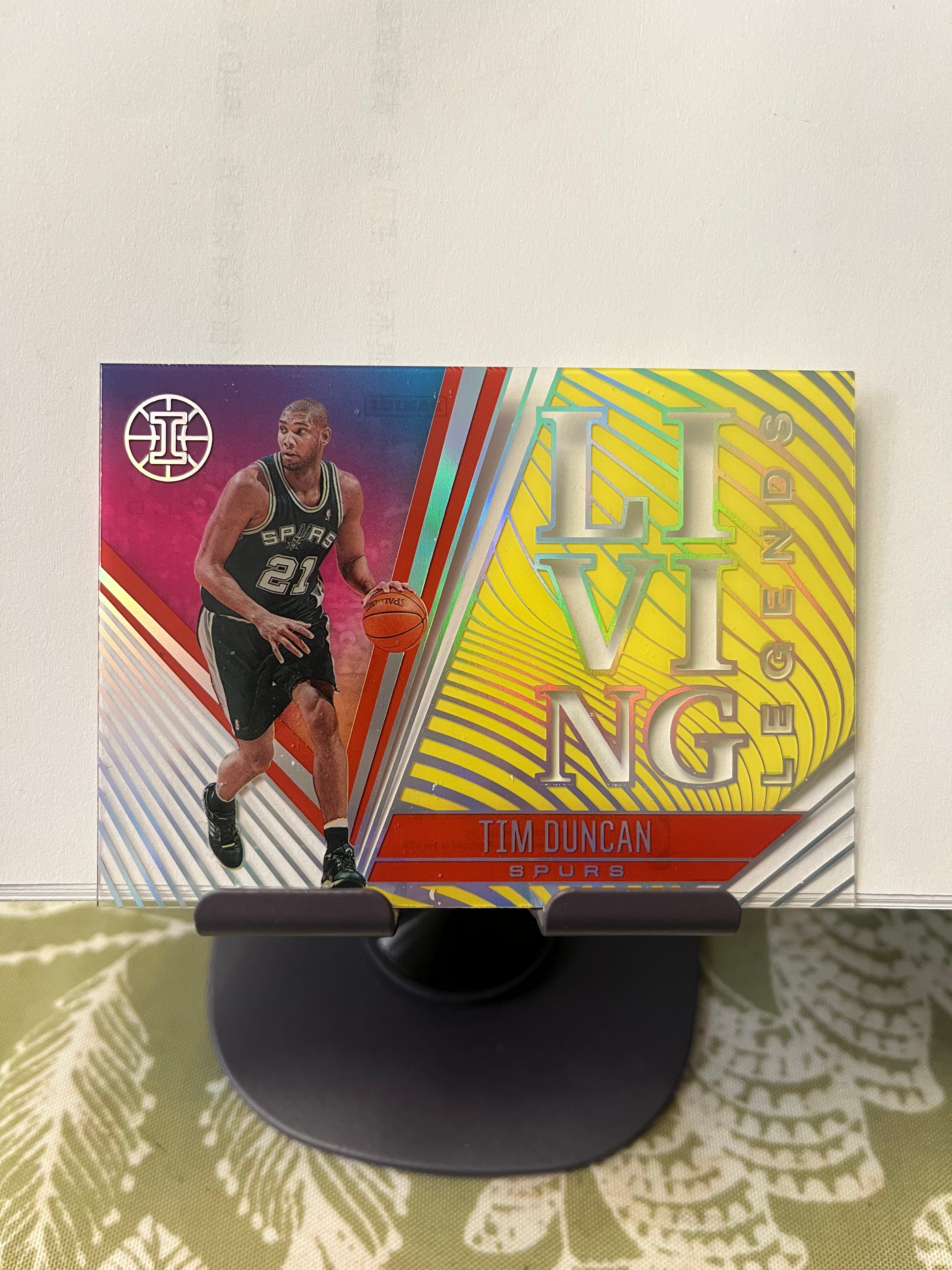 2020-21 Panini Illusions Tim Duncan 蒂姆 邓肯 石佛 马刺【胶片特卡 LIVING LEGENDS 幻想系列】【边角瑕疵如图 介意勿拍】#1146