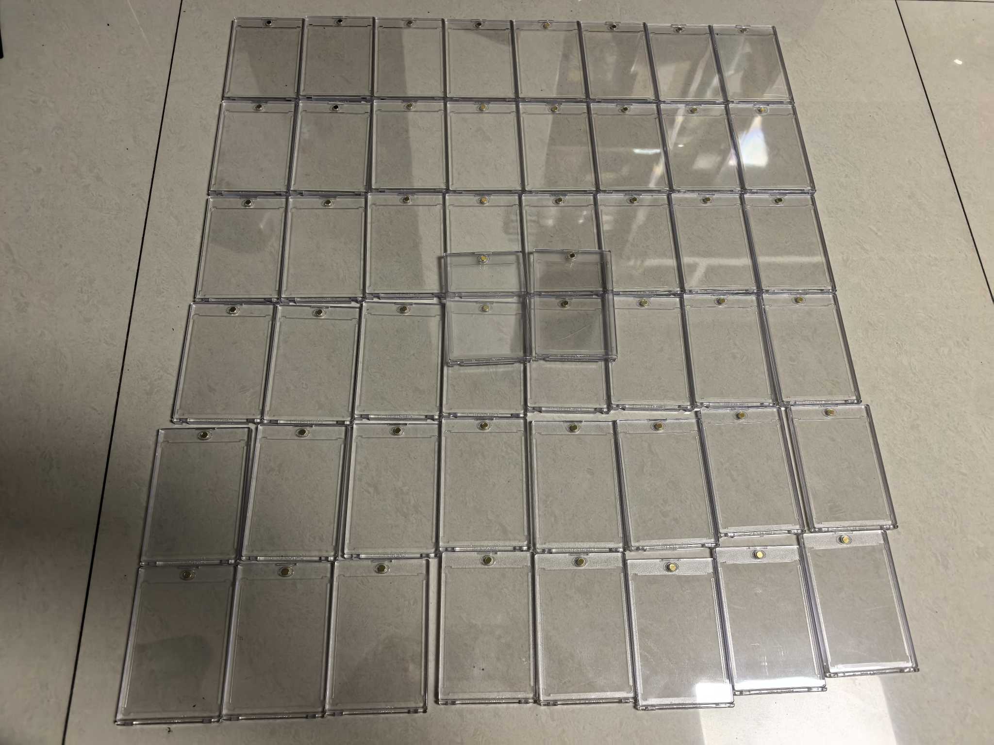 【套卡王】二手 ultra pro卡砖 8新 9新 打包50块 35pt 运费顺丰陆运到付 较重 (不累计)