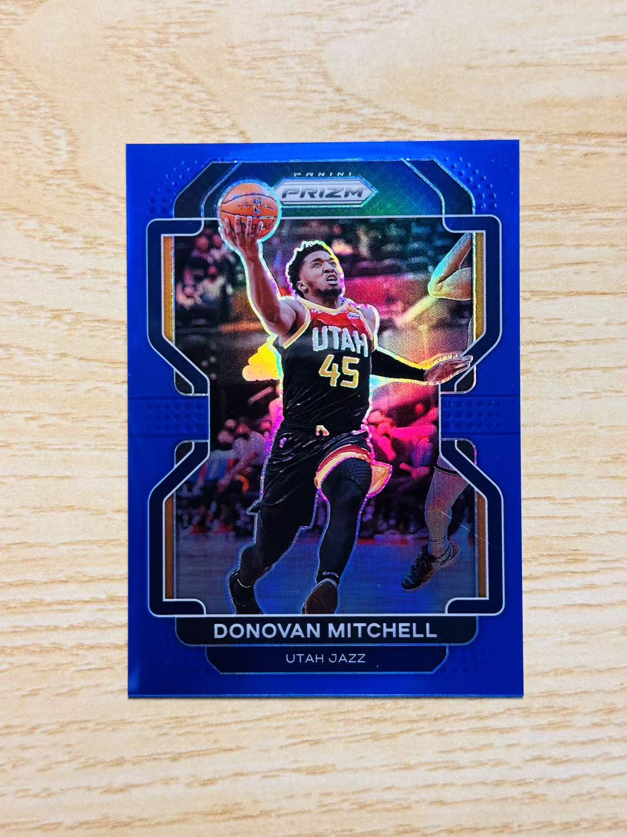2021-22 Panini Prizm Donovan Mitchell 嘿嘿代卖 多诺万 米切尔 蓝折 199编 爵士 米球王 收藏必备